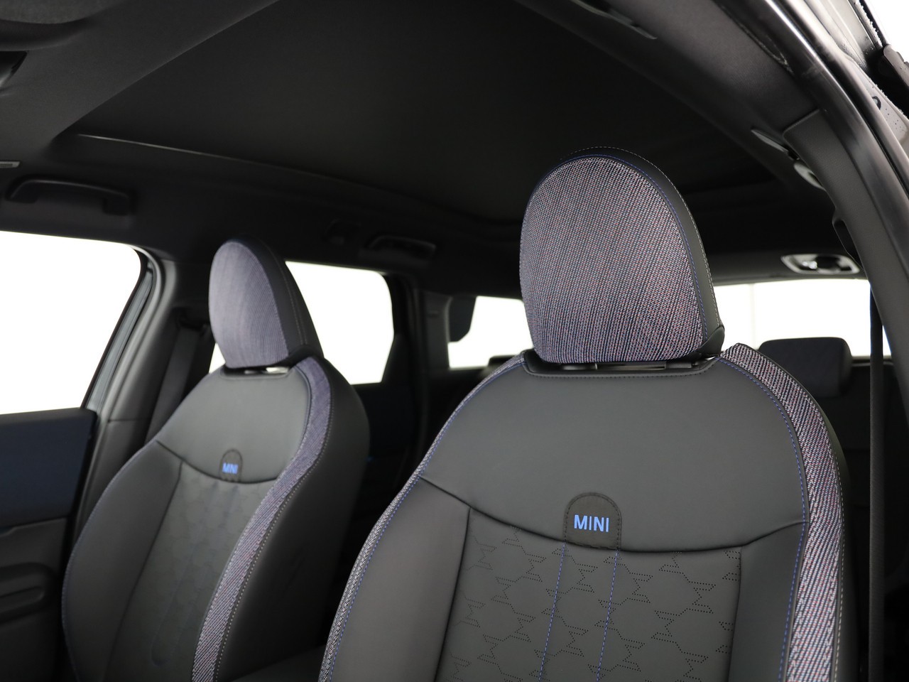 MINI Countryman C-image-11