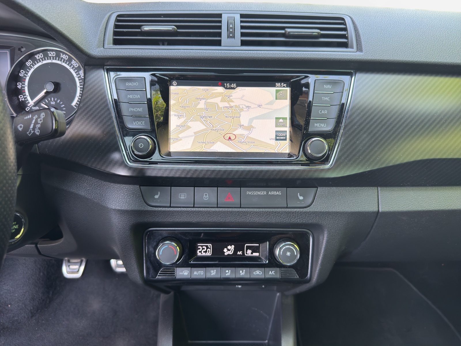 SKODA Fabia 1.0 TSI Monte Carlo-image-11