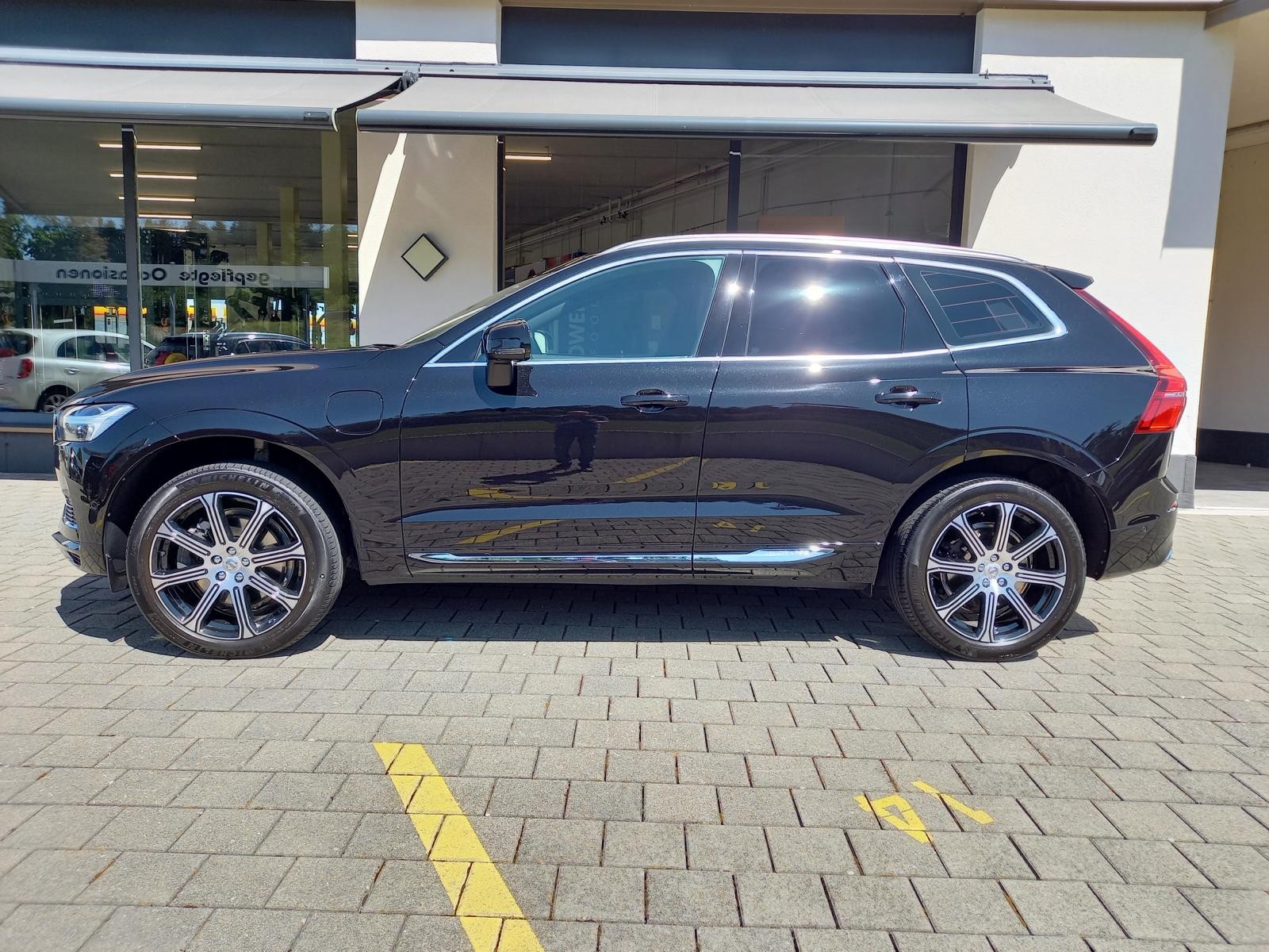 VOLVO XC60 T8 eAWD Inscription Geartronic-image-2