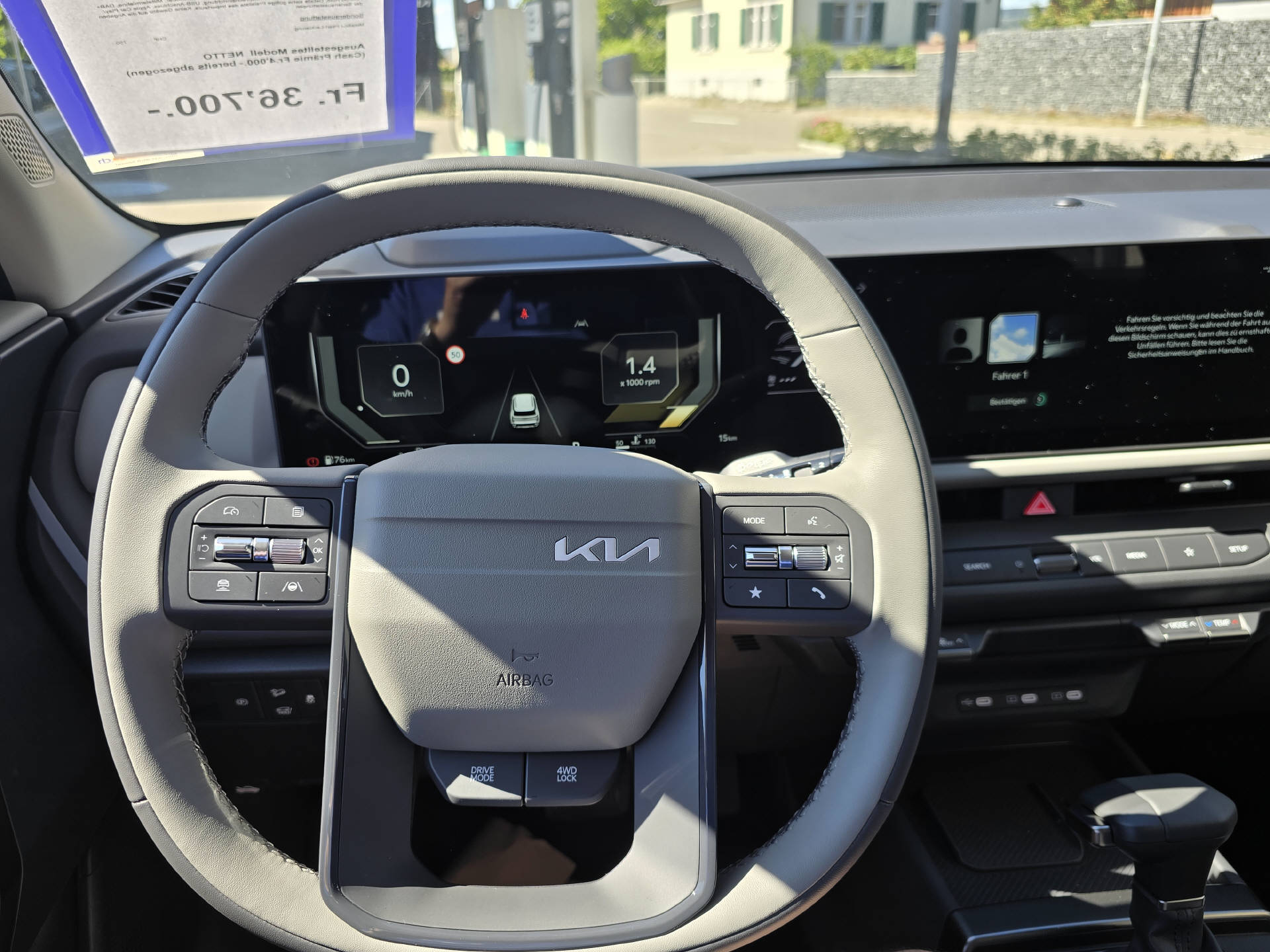 KIA Seltos 1.6 T-GDi Style-image-10