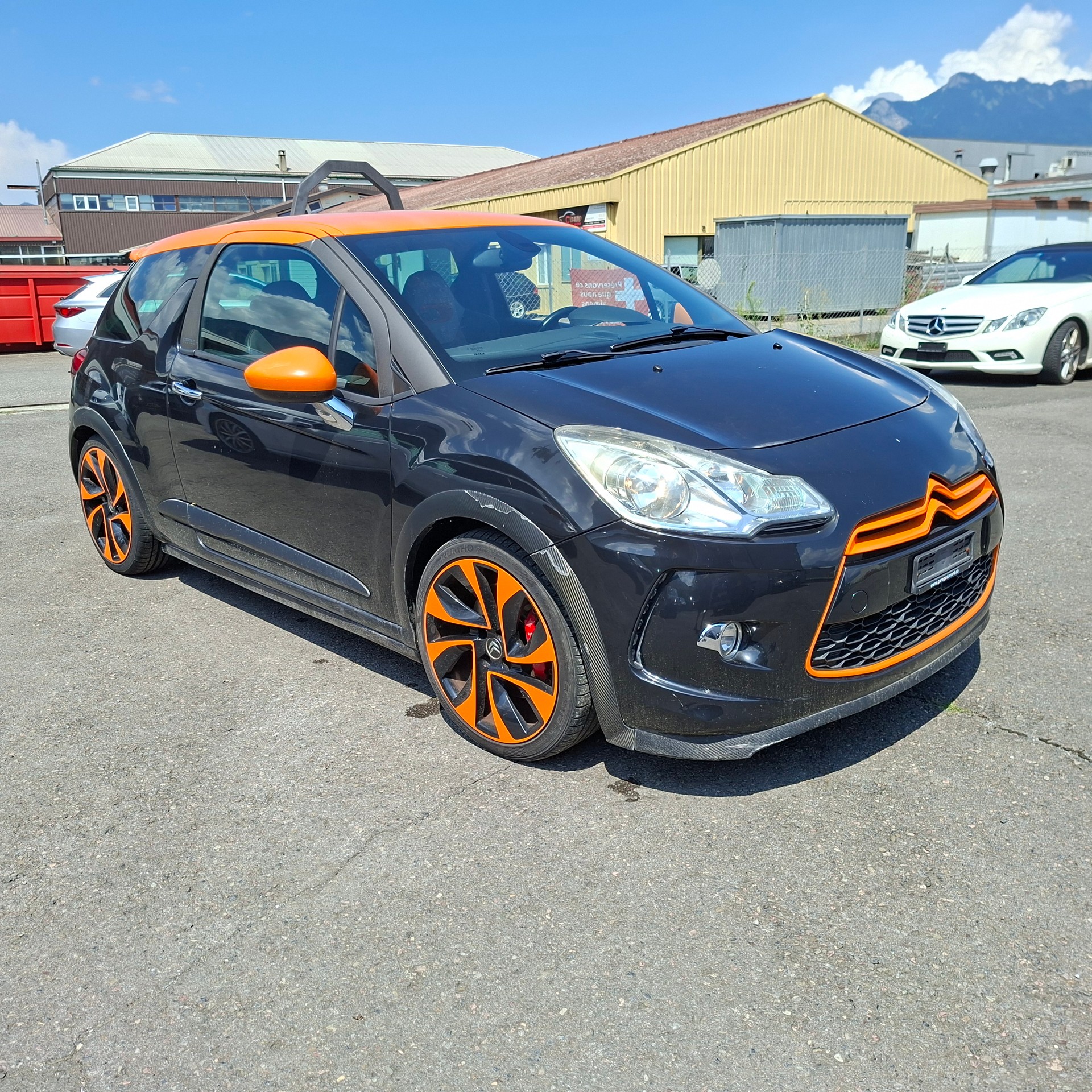 DS AUTOMOBILES DS3 1.6 THP Racing-image-0