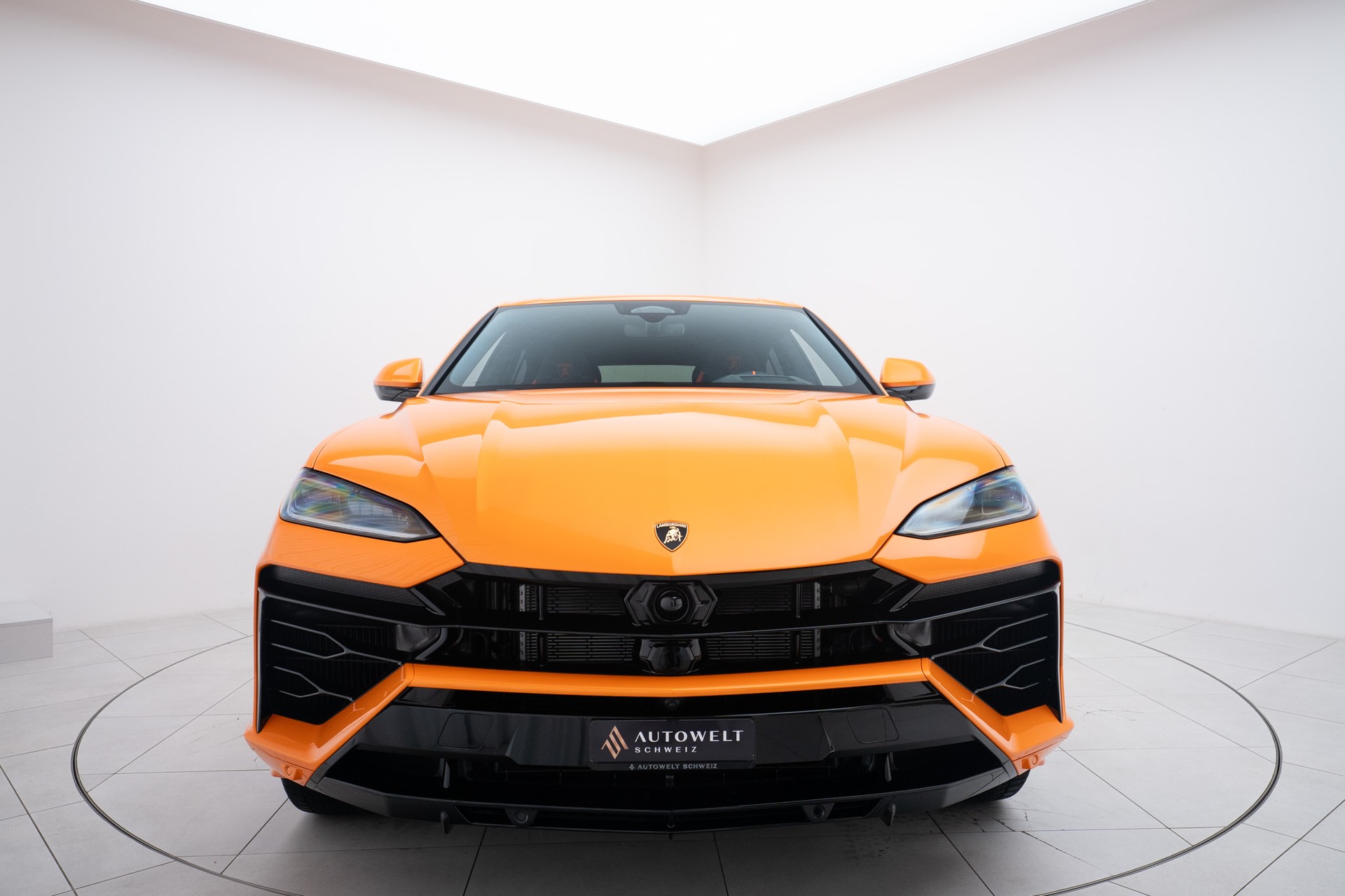 LAMBORGHINI Urus SE-image-4