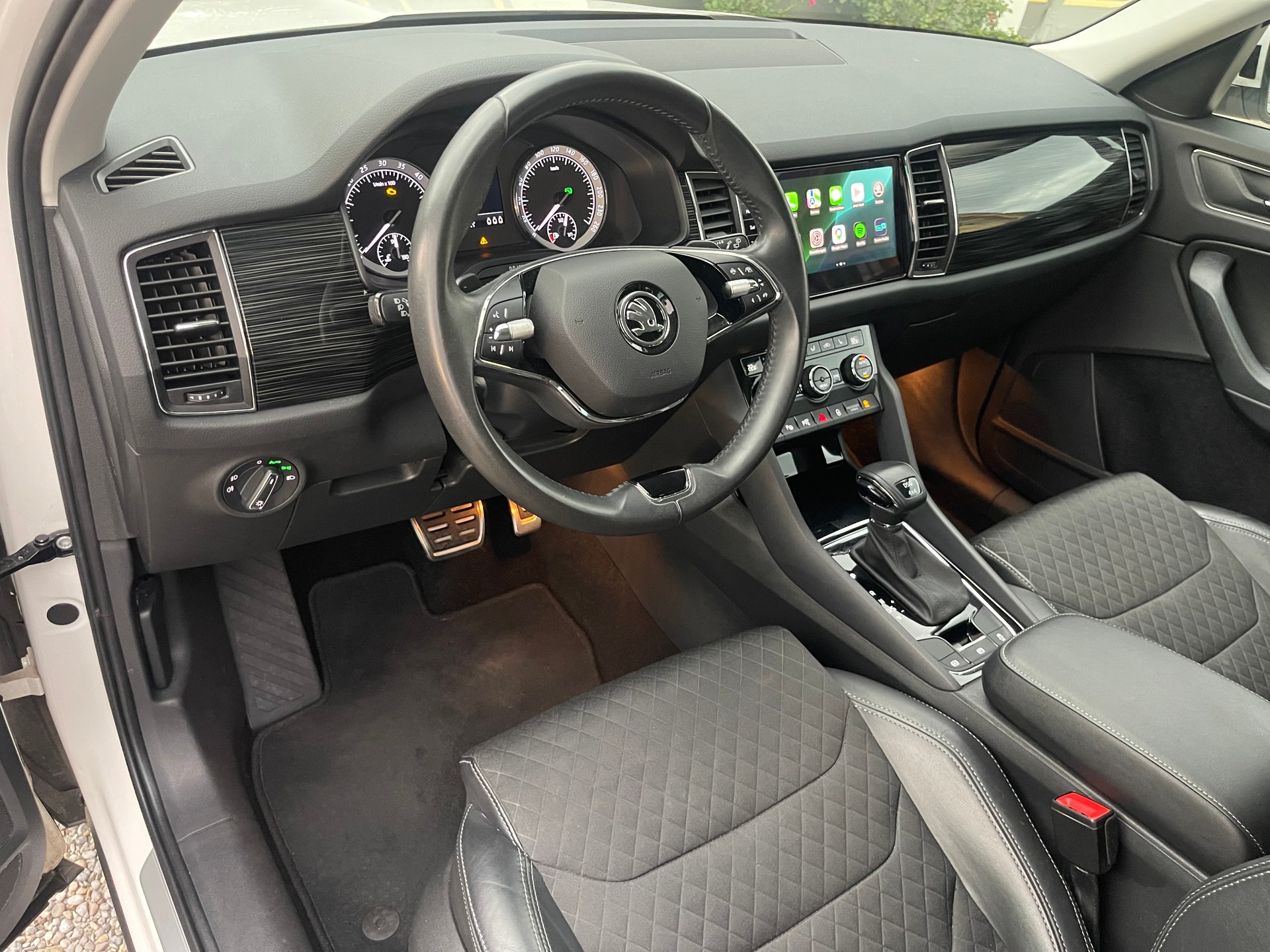 SKODA Kodiaq 2.0 TDI SCR Style 4x4 DSG-image-8