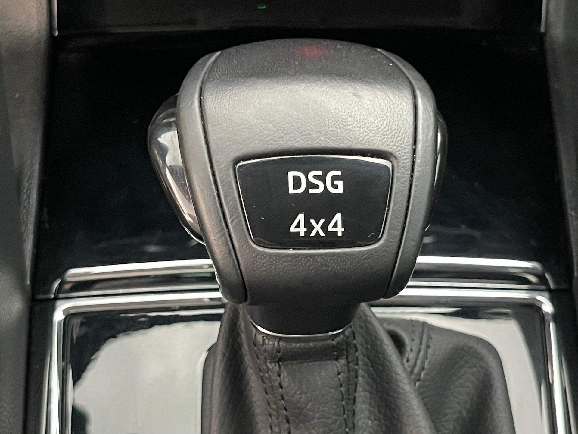SKODA Kodiaq 2.0 TDI SCR Style 4x4 DSG-image-15
