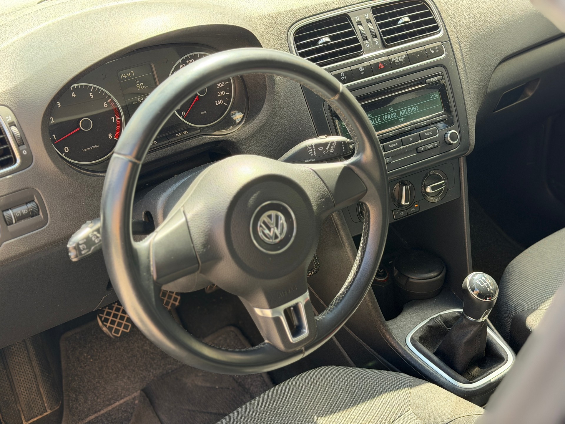 VW Polo 1.4 16V Comfortline-image-16