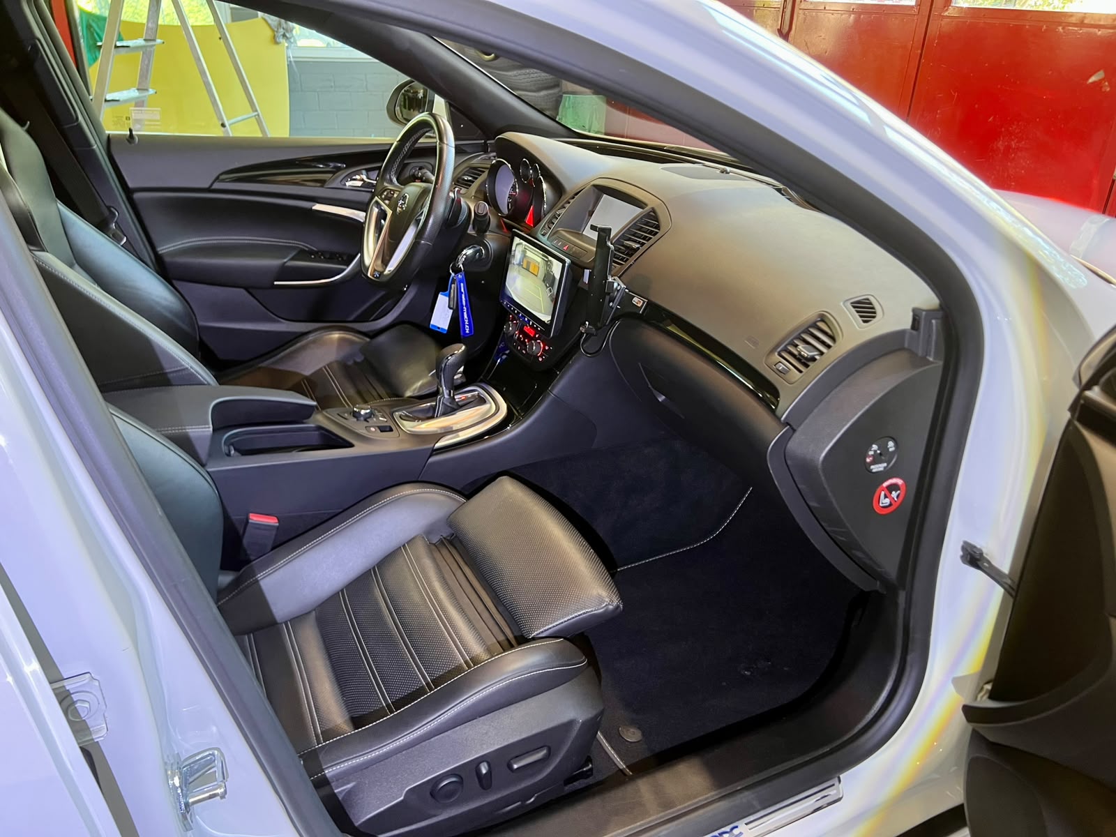 OPEL Insignia Sports Tourer 2.8 Turbo OPC 4WD ✅Automatic-image-12