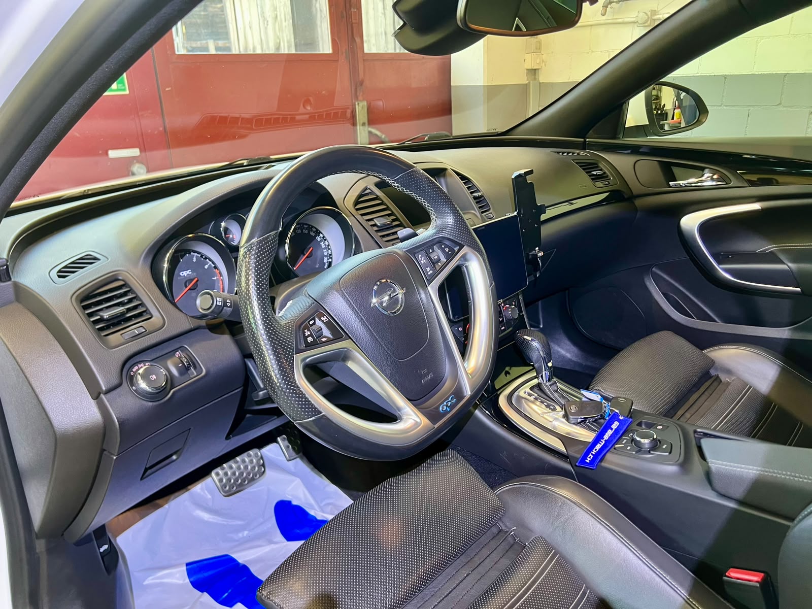 OPEL Insignia Sports Tourer 2.8 Turbo OPC 4WD ✅Automatic-image-7