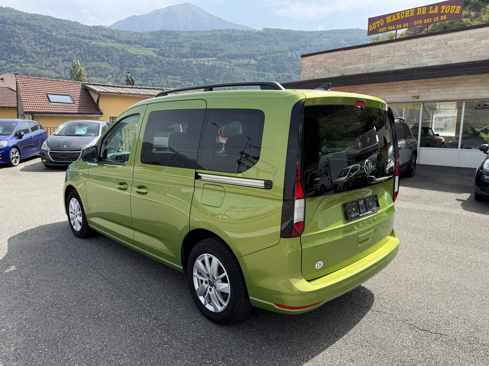 VW Caddy 2.0 TDI Liberty-image-8