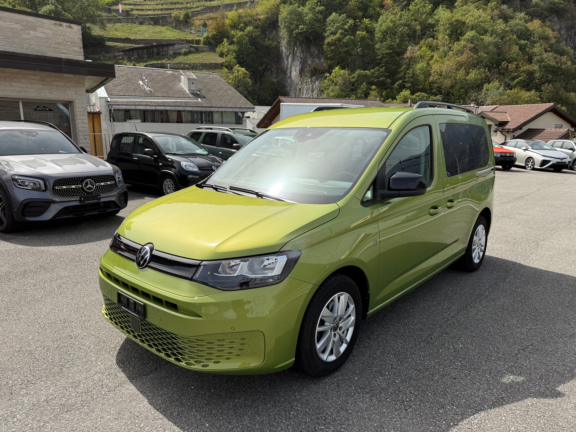 VW Caddy 2.0 TDI Liberty-image-2