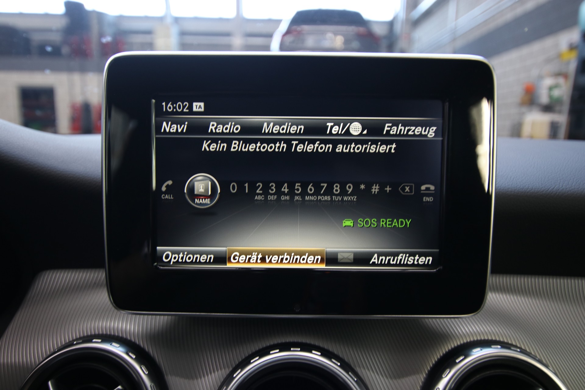 MERCEDES-BENZ GLA 200 CDI Swiss Star Edition Urban 4Matic 7G-DCT-image-16
