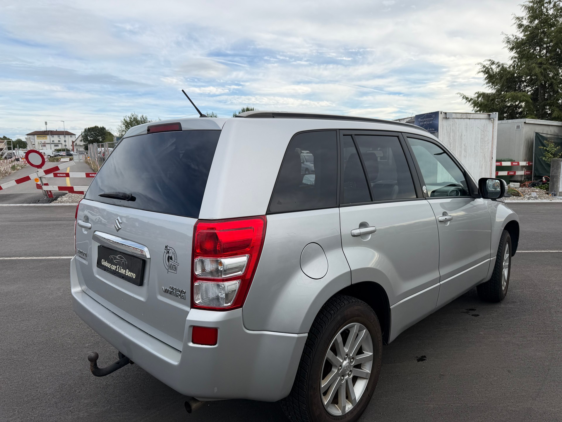 SUZUKI Grand Vitara 2.4 16V GL Top Barry-image-4
