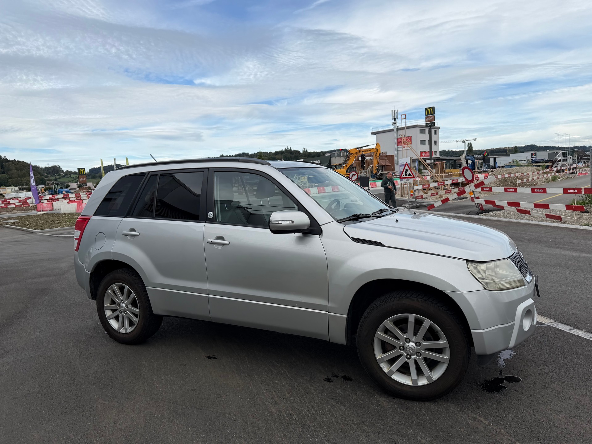 SUZUKI Grand Vitara 2.4 16V GL Top Barry-image-2