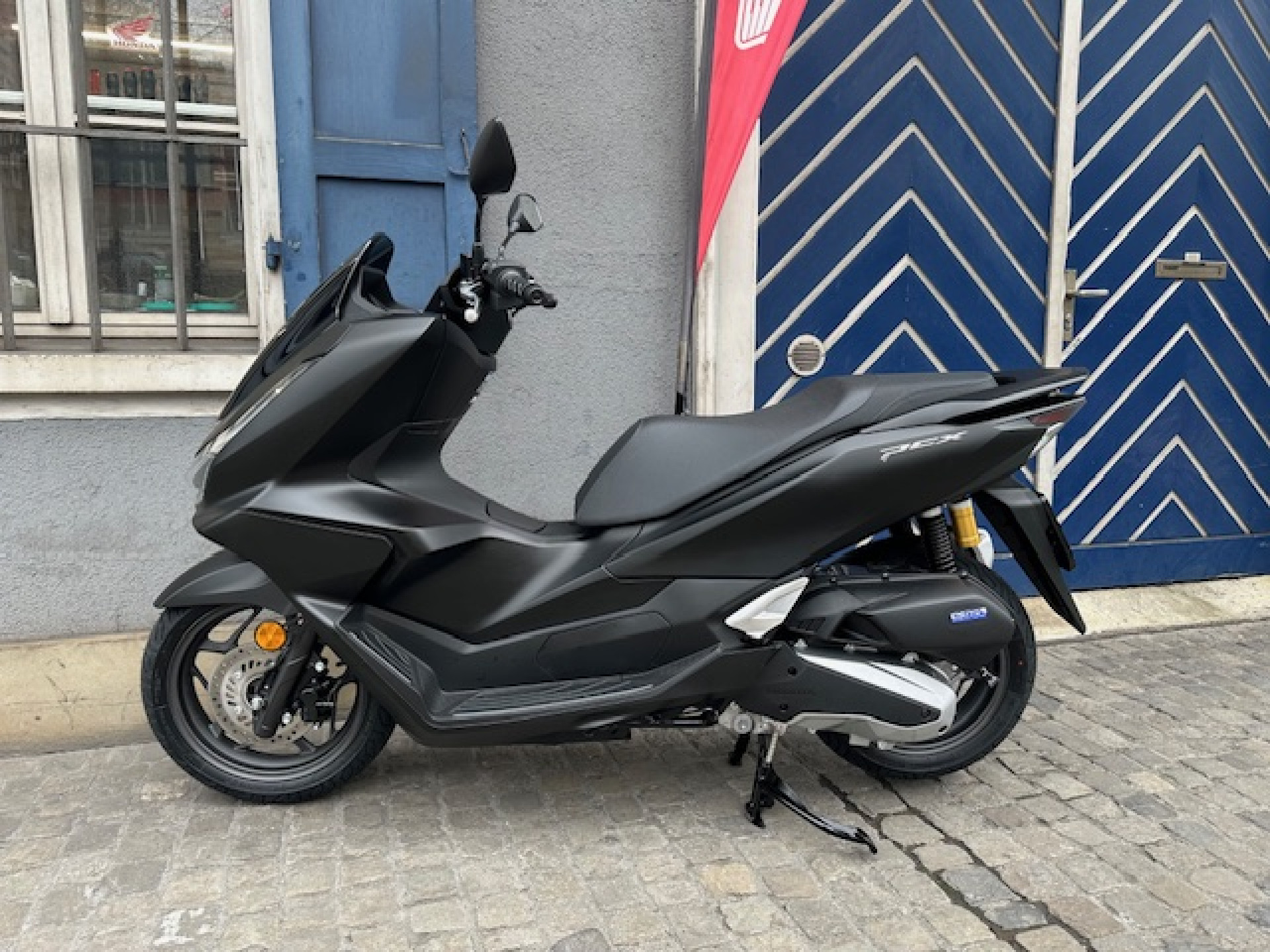 HONDA PCX 125 DX Modell mit TFT Display/ Aktion -290.--image-2