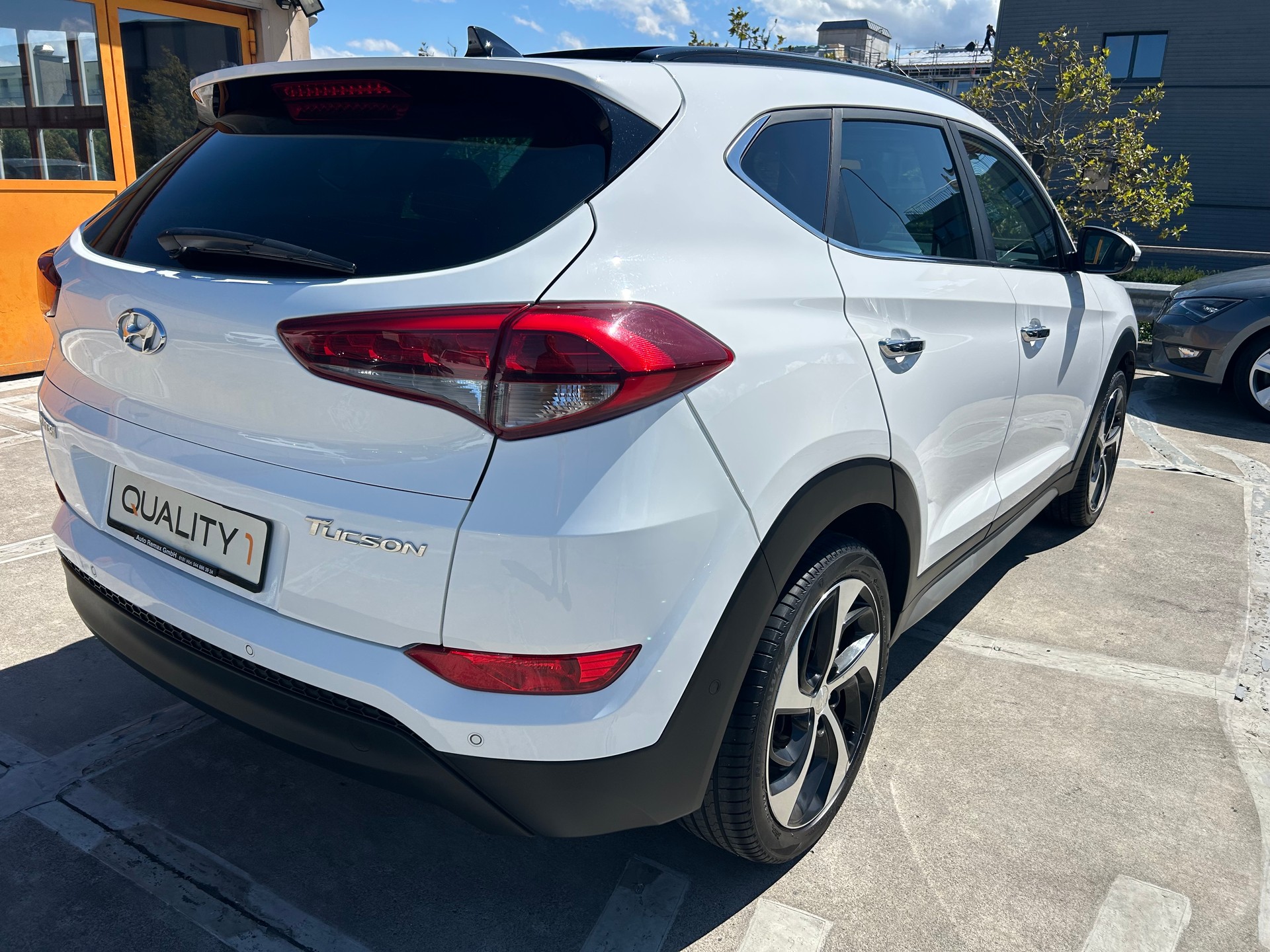 HYUNDAI Tucson 1.7 CRDI Vertex 2WD DTC 7-showroom-element-3