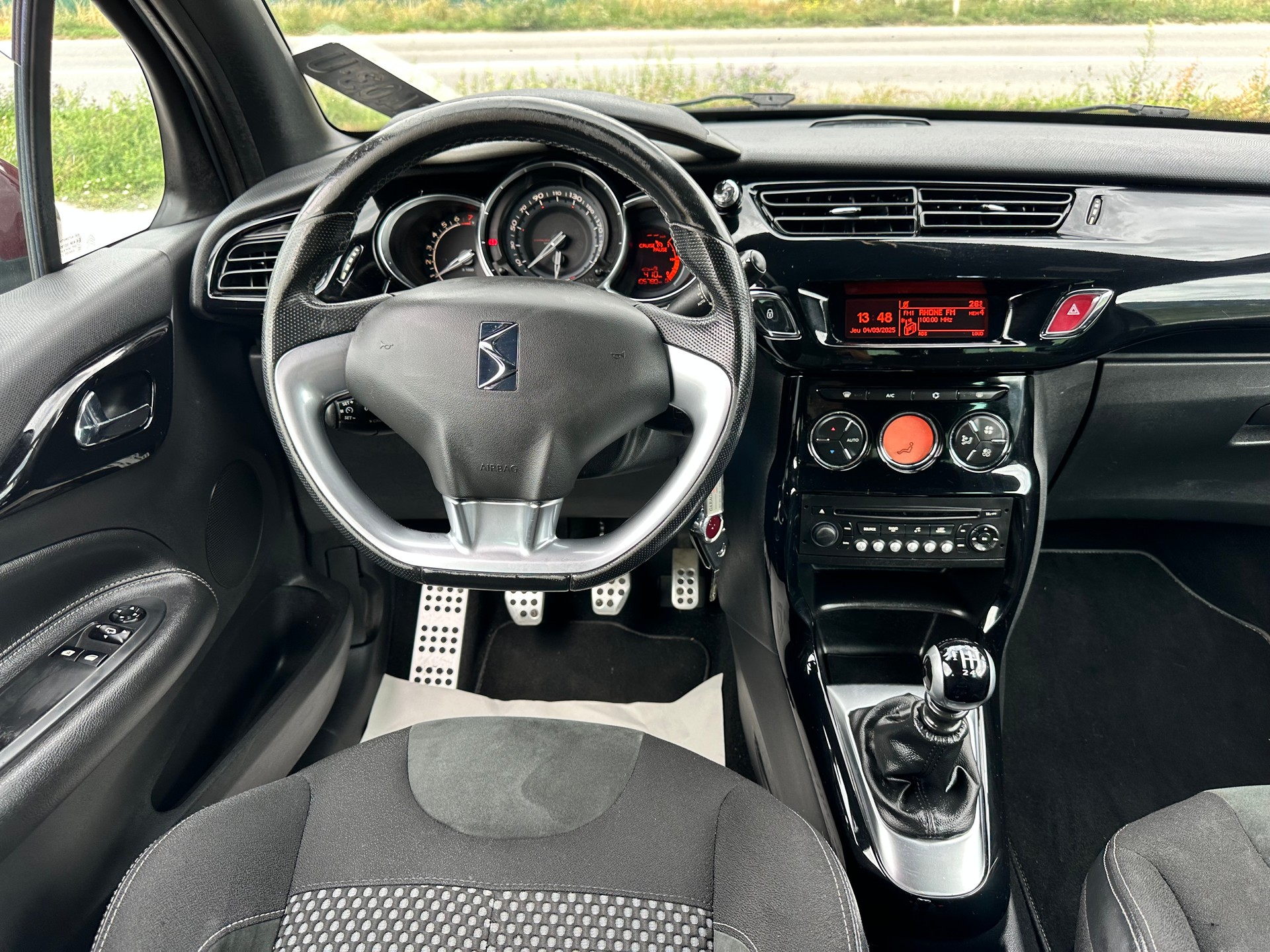 DS AUTOMOBILES DS3 1.6 THP Sport Chic-image-12