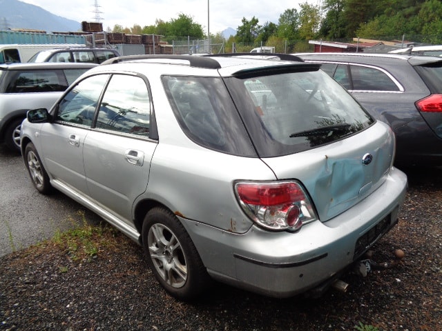 SUBARU Impreza 2.0R-image-3
