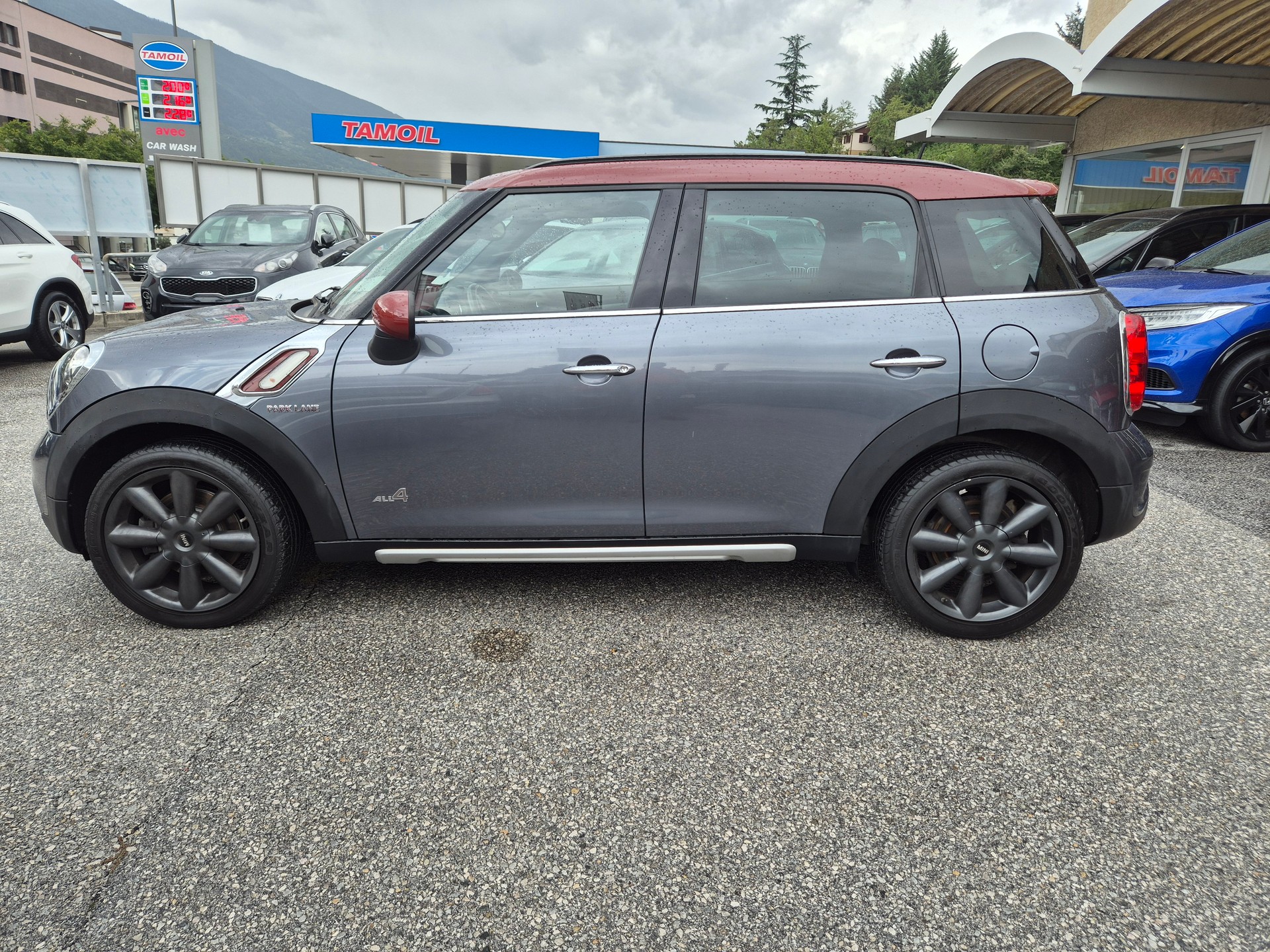 MINI Countryman Cooper S ALL4 Steptronic-showroom-element-1