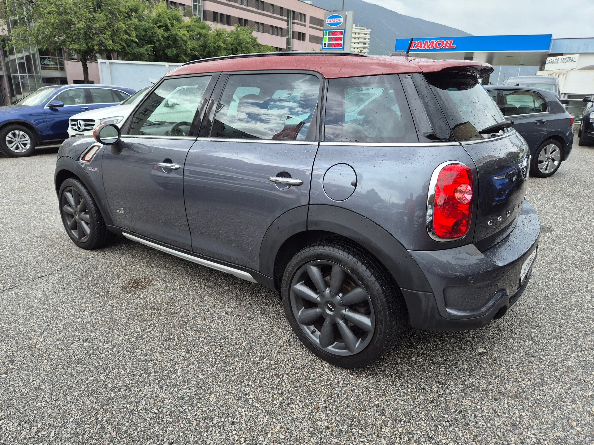 MINI Countryman Cooper S ALL4 Steptronic-showroom-element-2