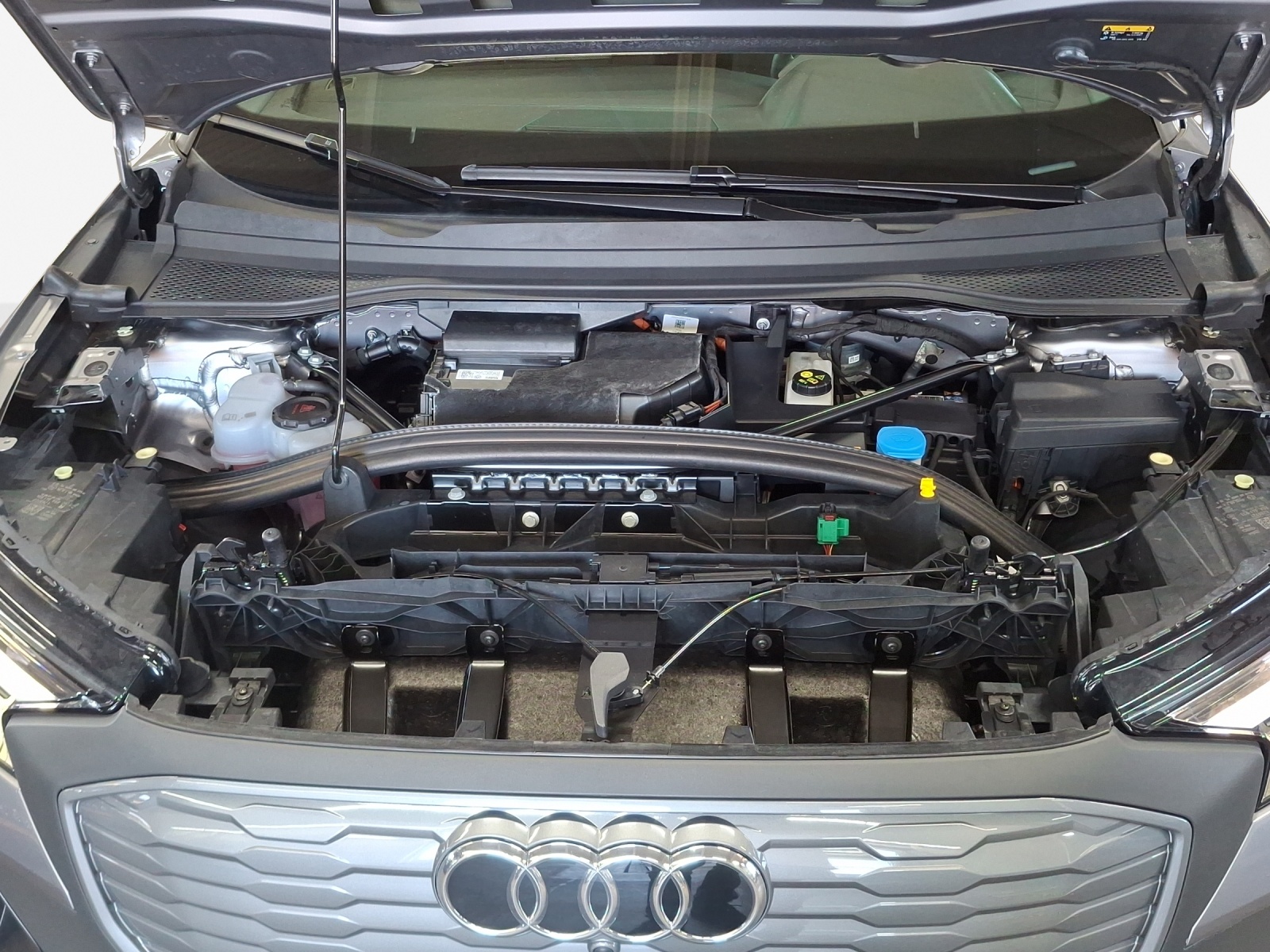AUDI Q4 Sportback e-tron 35-image-16
