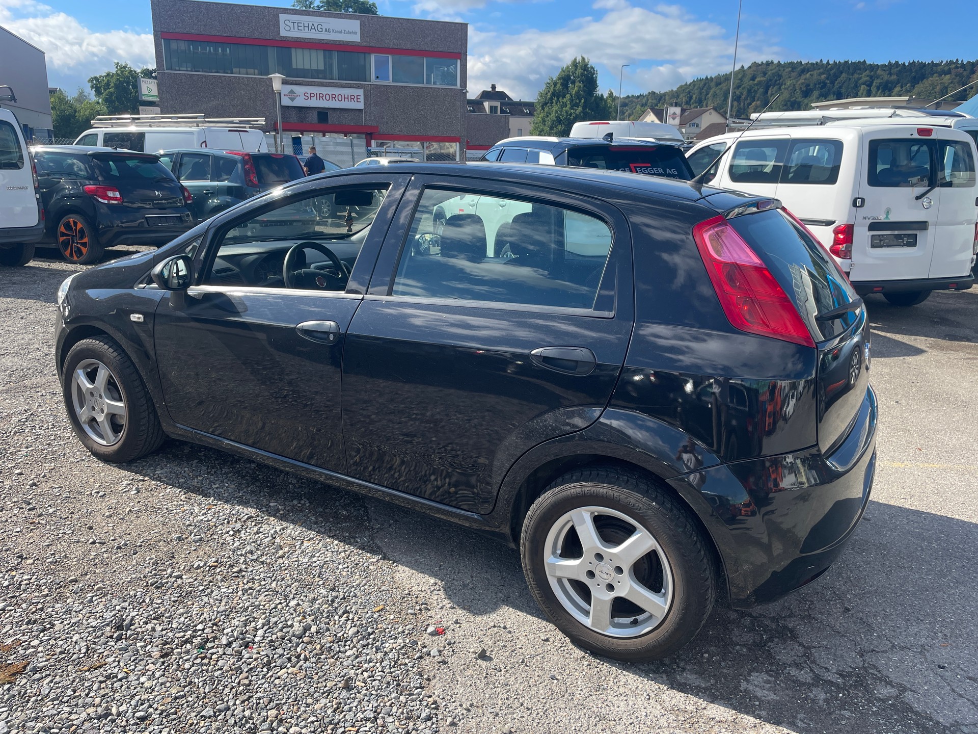 FIAT Punto 1.2 Pop Star-image-3