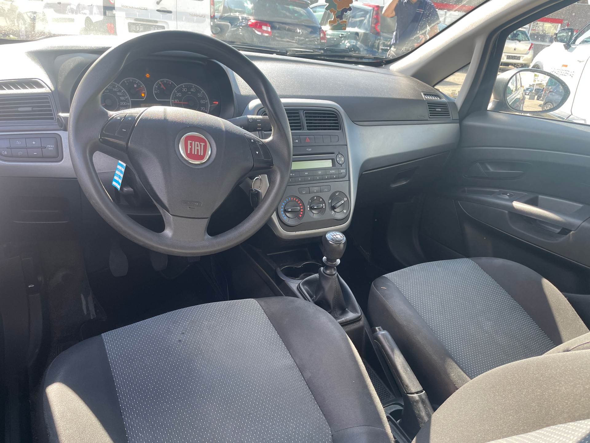 FIAT Punto 1.2 Pop Star-image-11