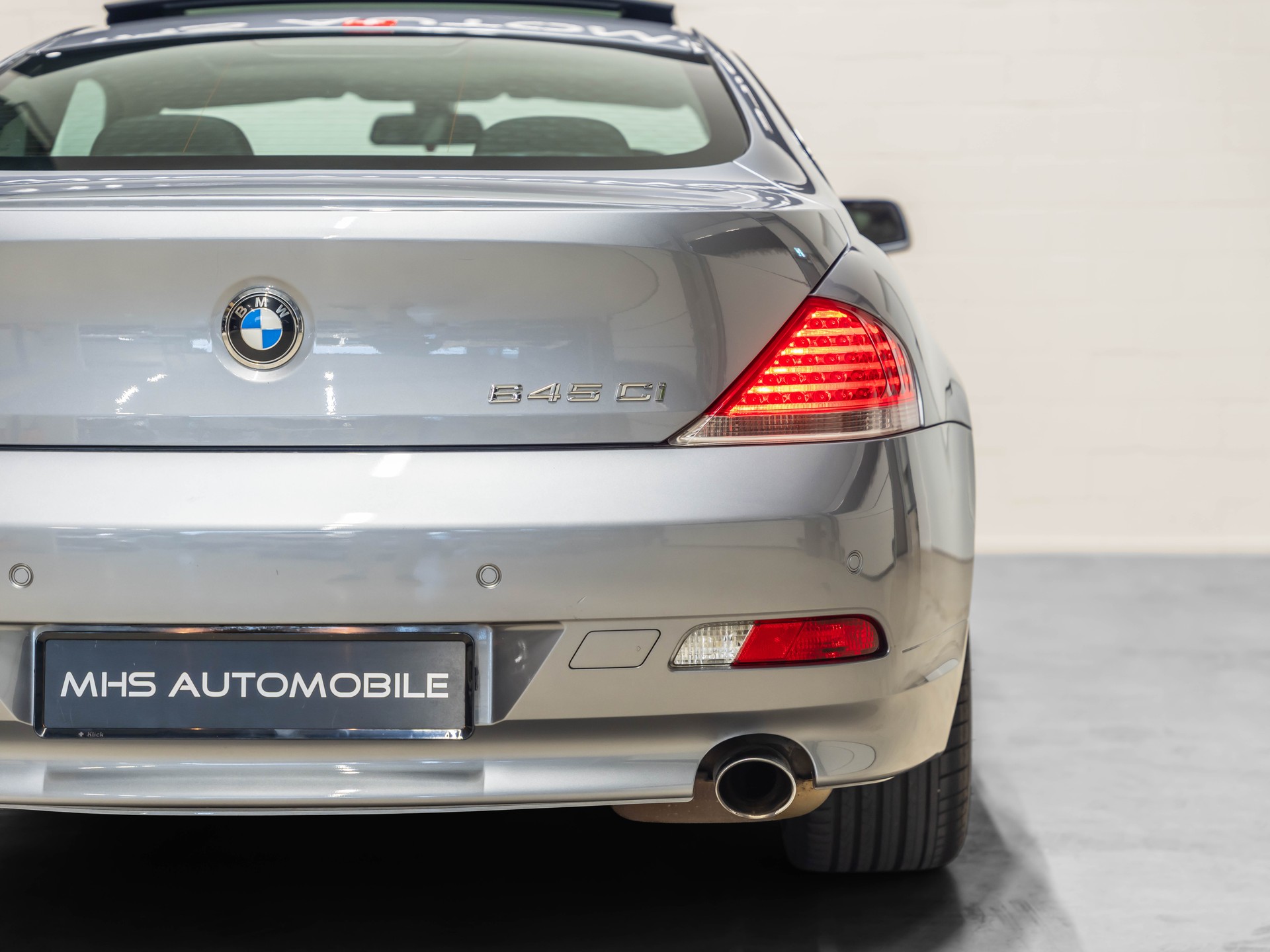 BMW 645i-image-3