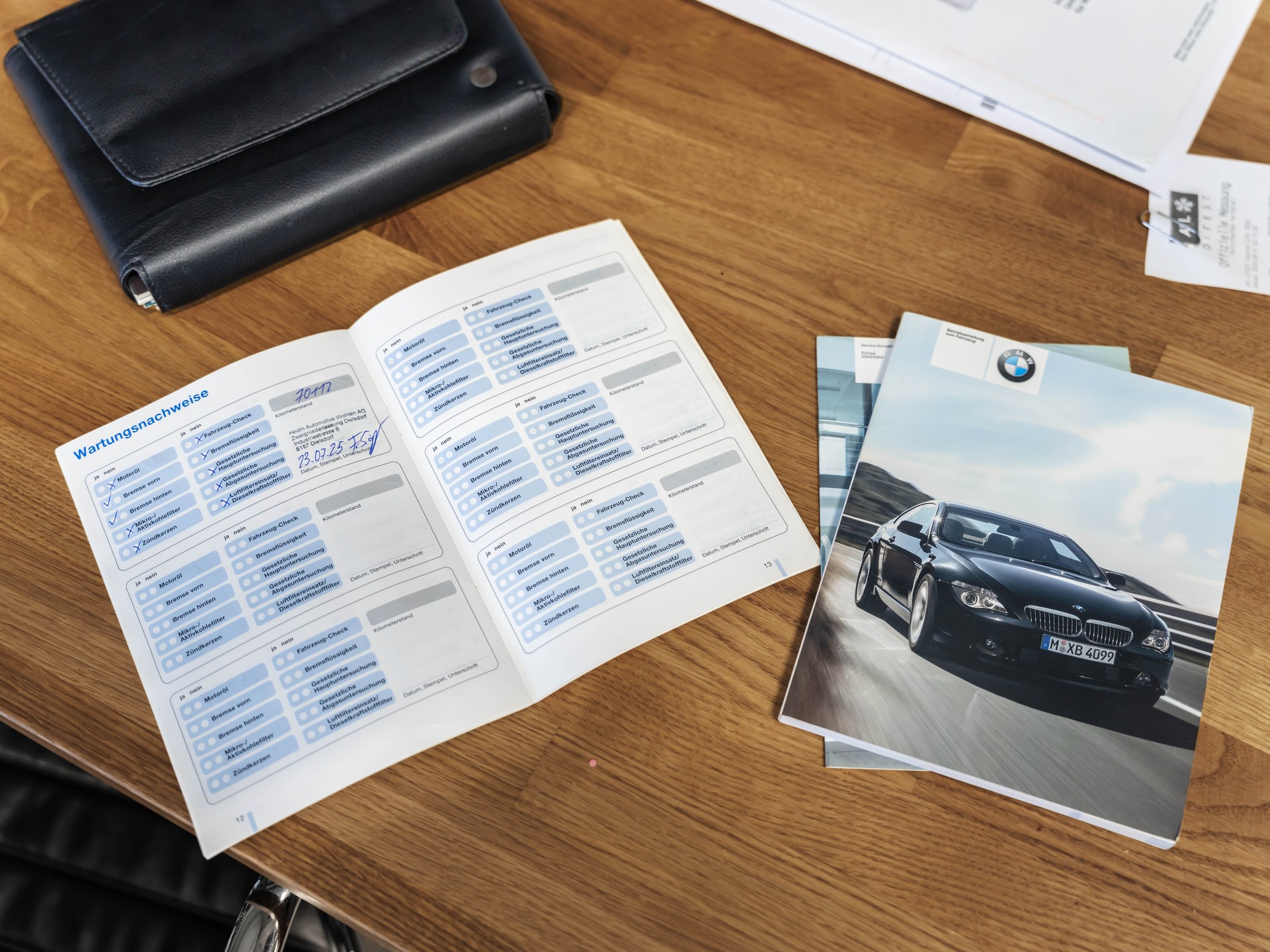 BMW 645i-image-31