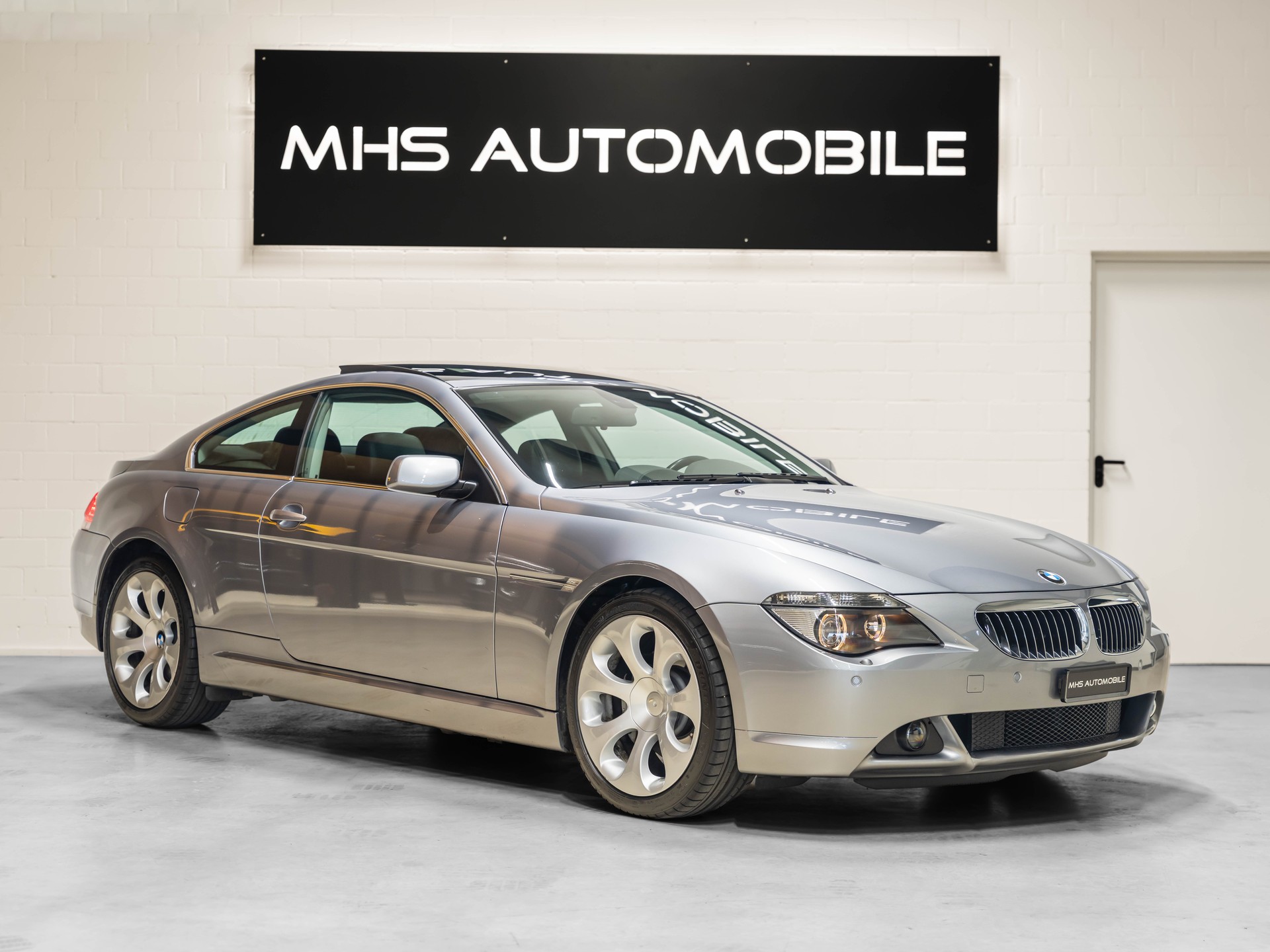 BMW 645i-image-5