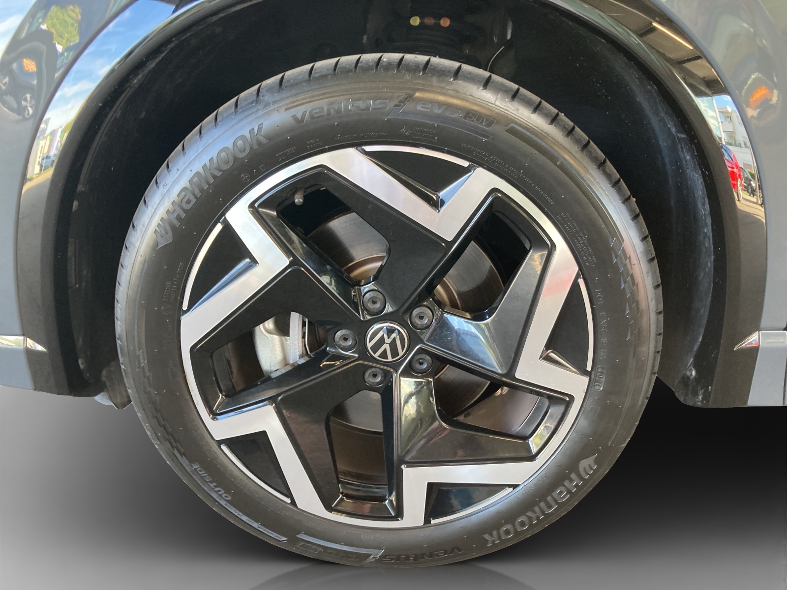 VW Tiguan 2.0 TSI DSG R-Line 4Motion-image-15