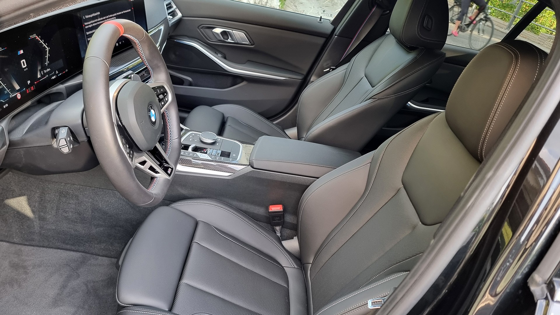 BMW M340i xDrive 48V Steptronic M Sport Pro - LCI2-image-9
