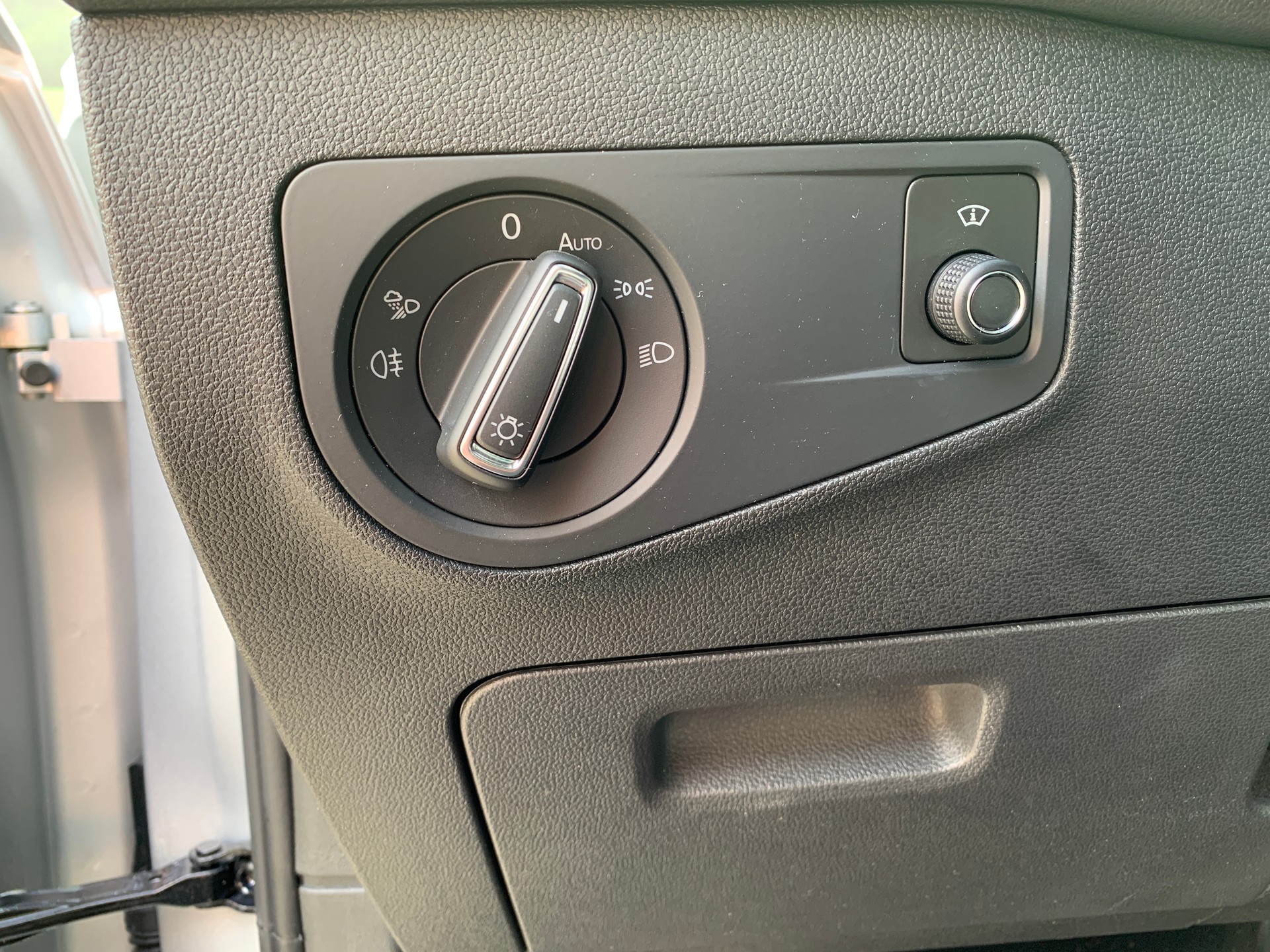 VW Tiguan 1.4TSI PHEV R-Line DSG-image-9