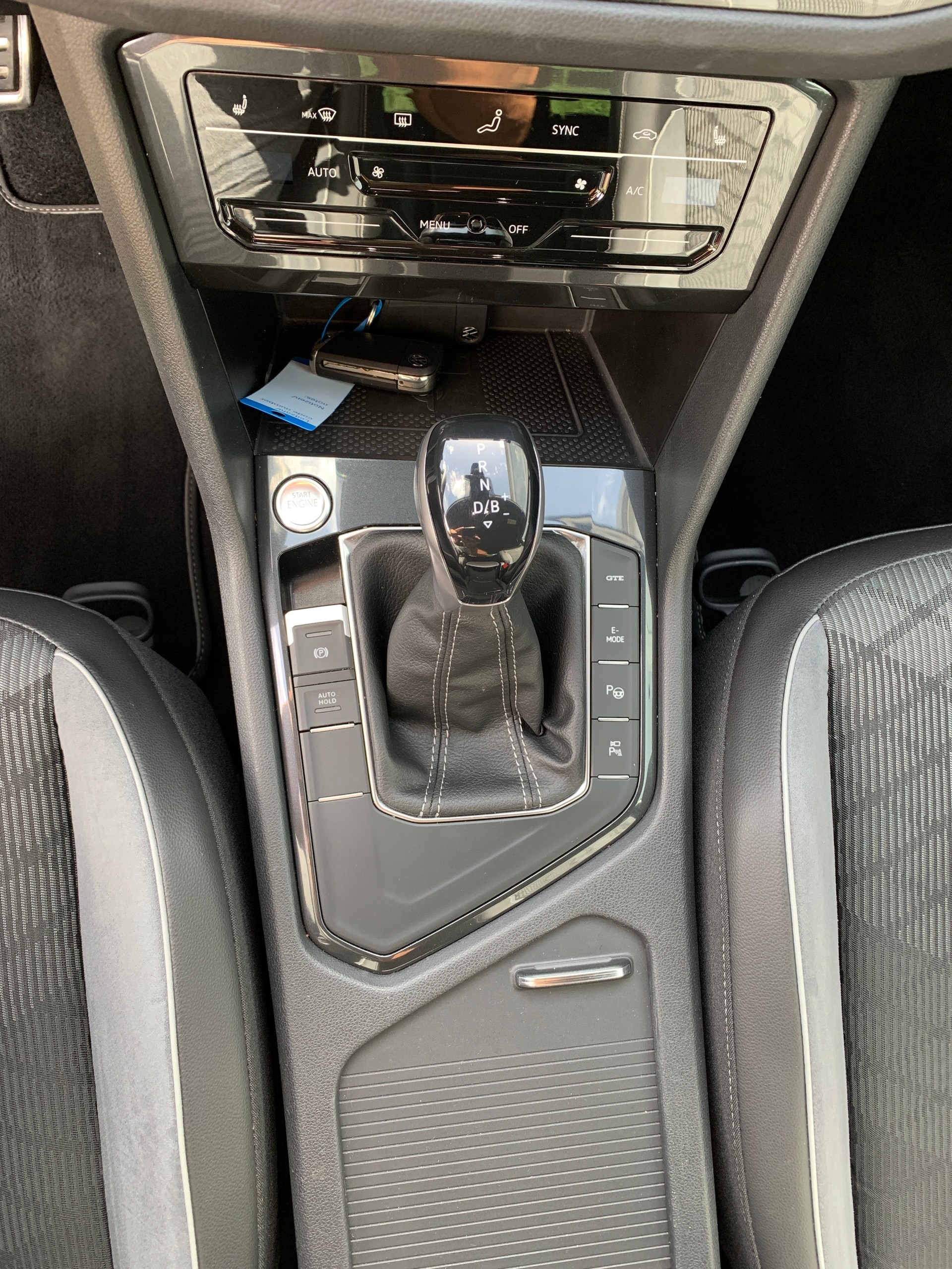 VW Tiguan 1.4TSI PHEV R-Line DSG-image-14