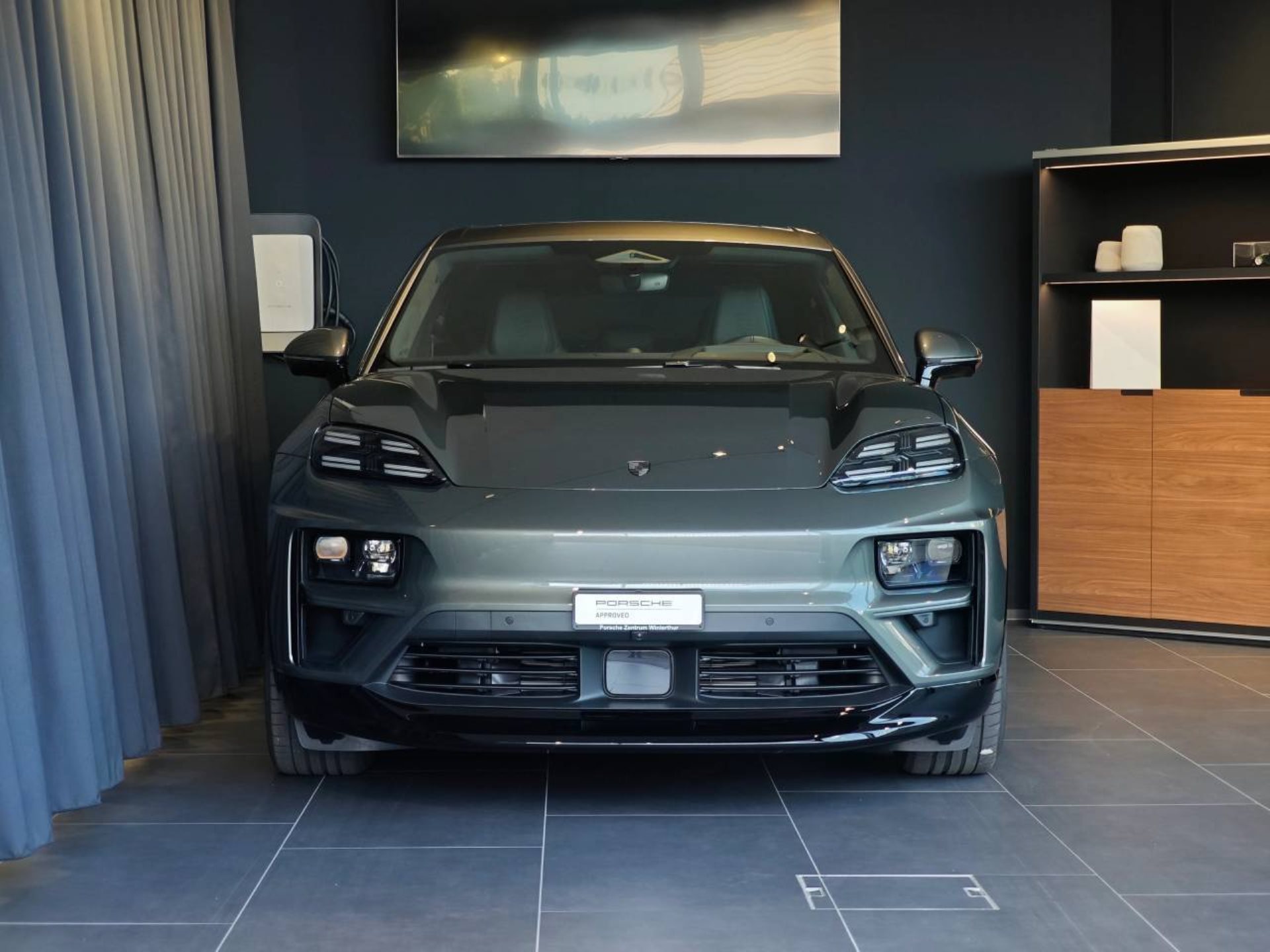 PORSCHE Macan Turbo-image-27