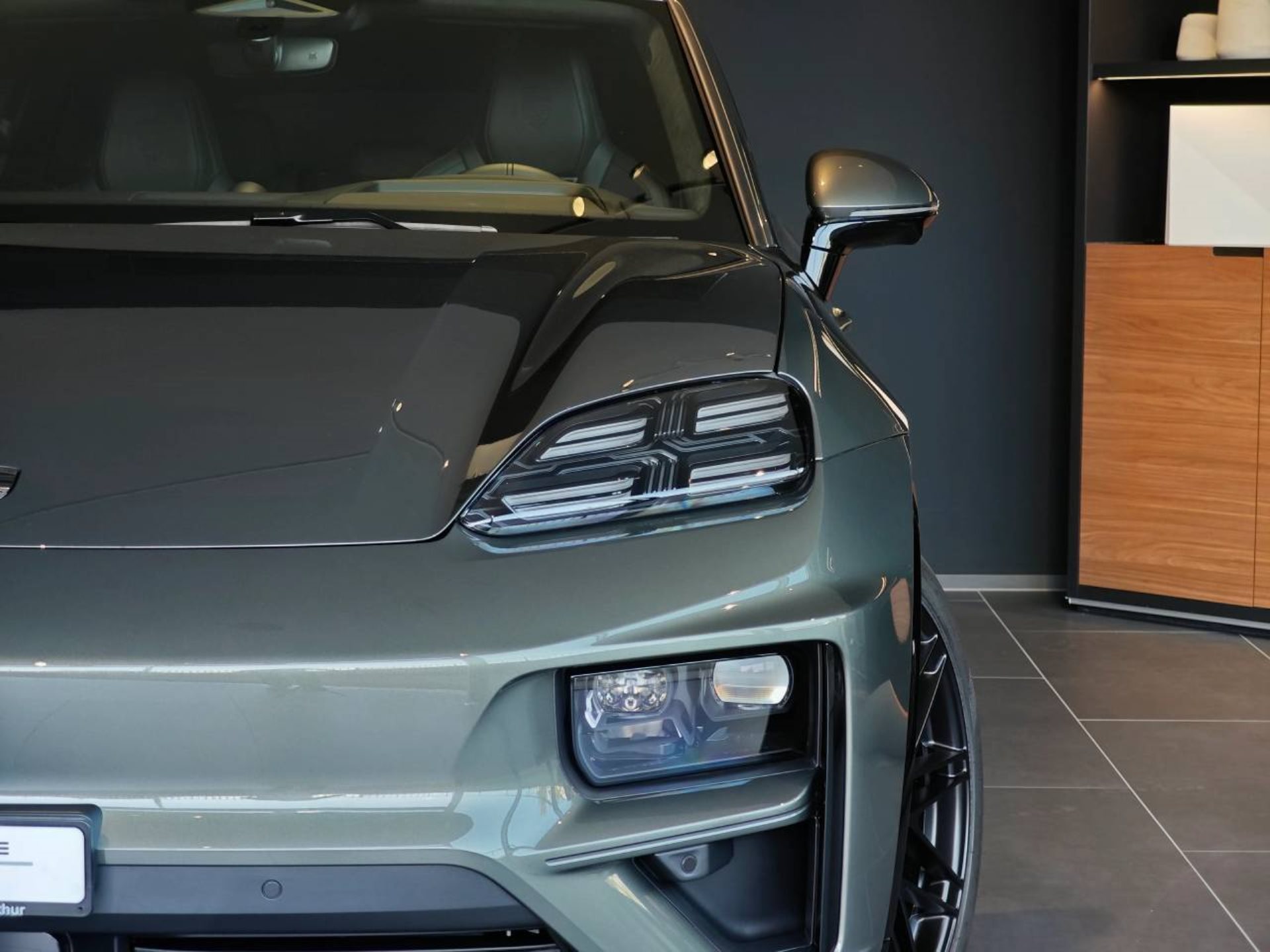 PORSCHE Macan Turbo-image-6