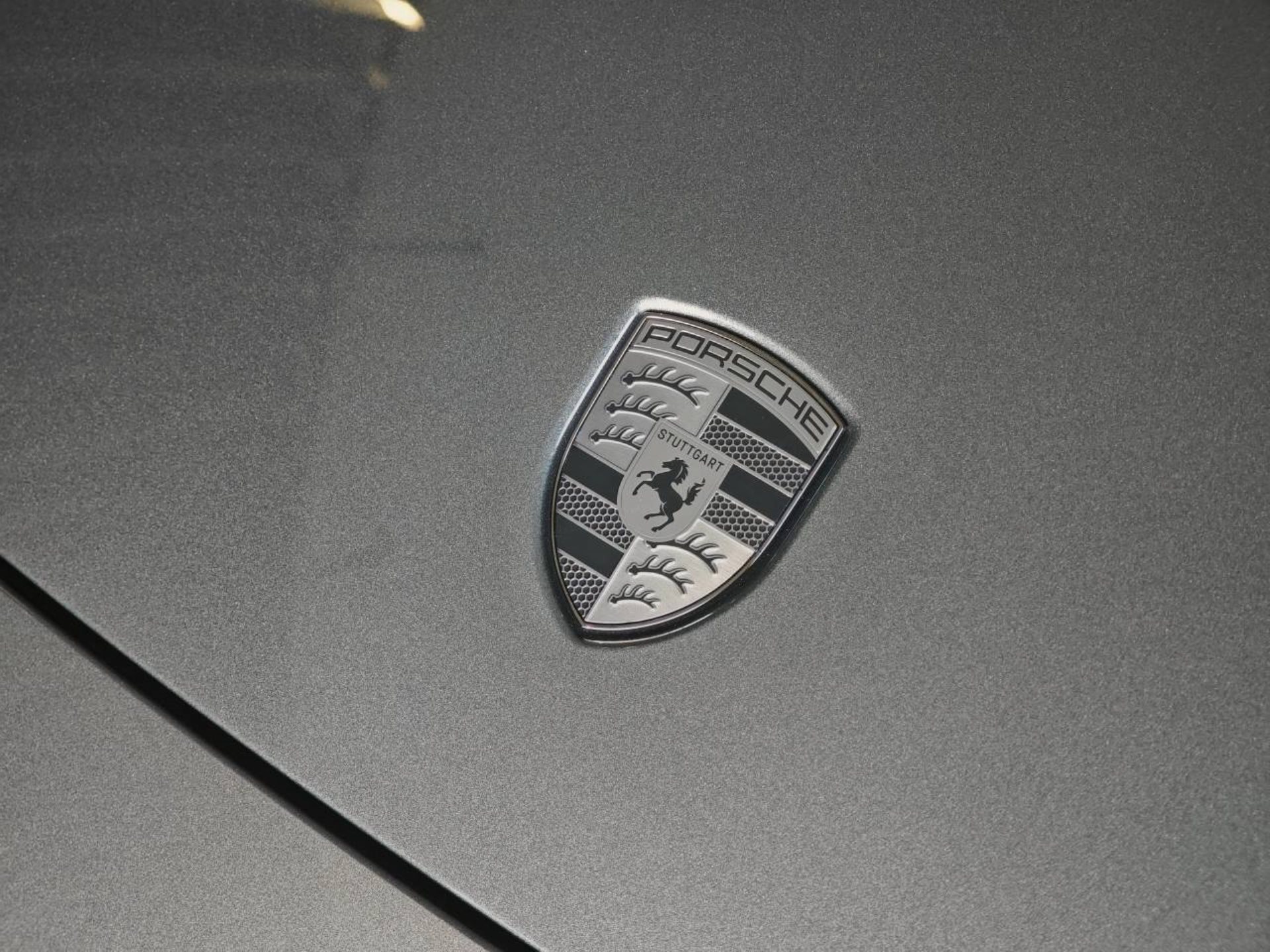 PORSCHE Macan Turbo-image-26