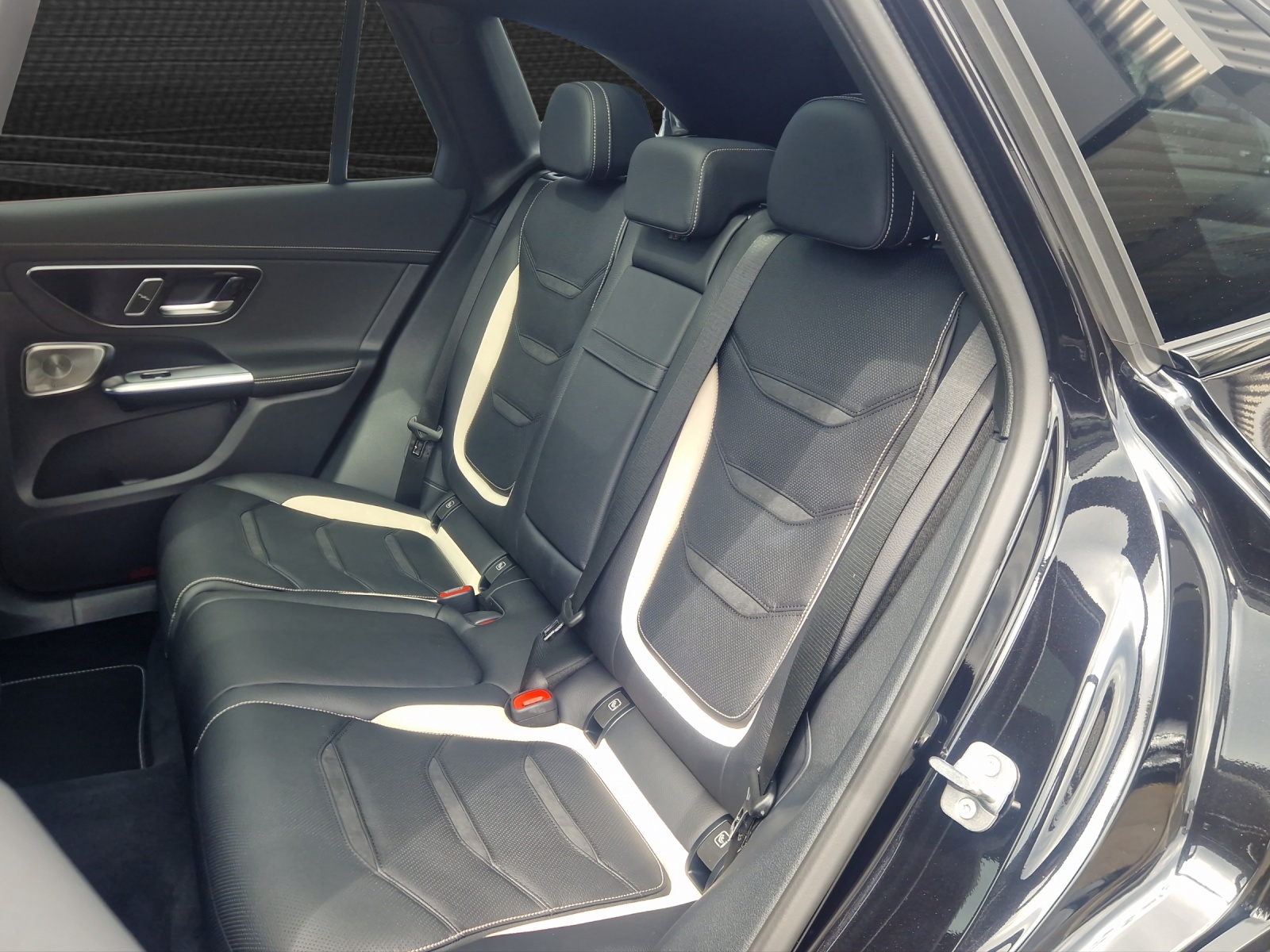 MERCEDES-BENZ GLC 53 AMG 4Matic+ 9G-Tronic-image-10