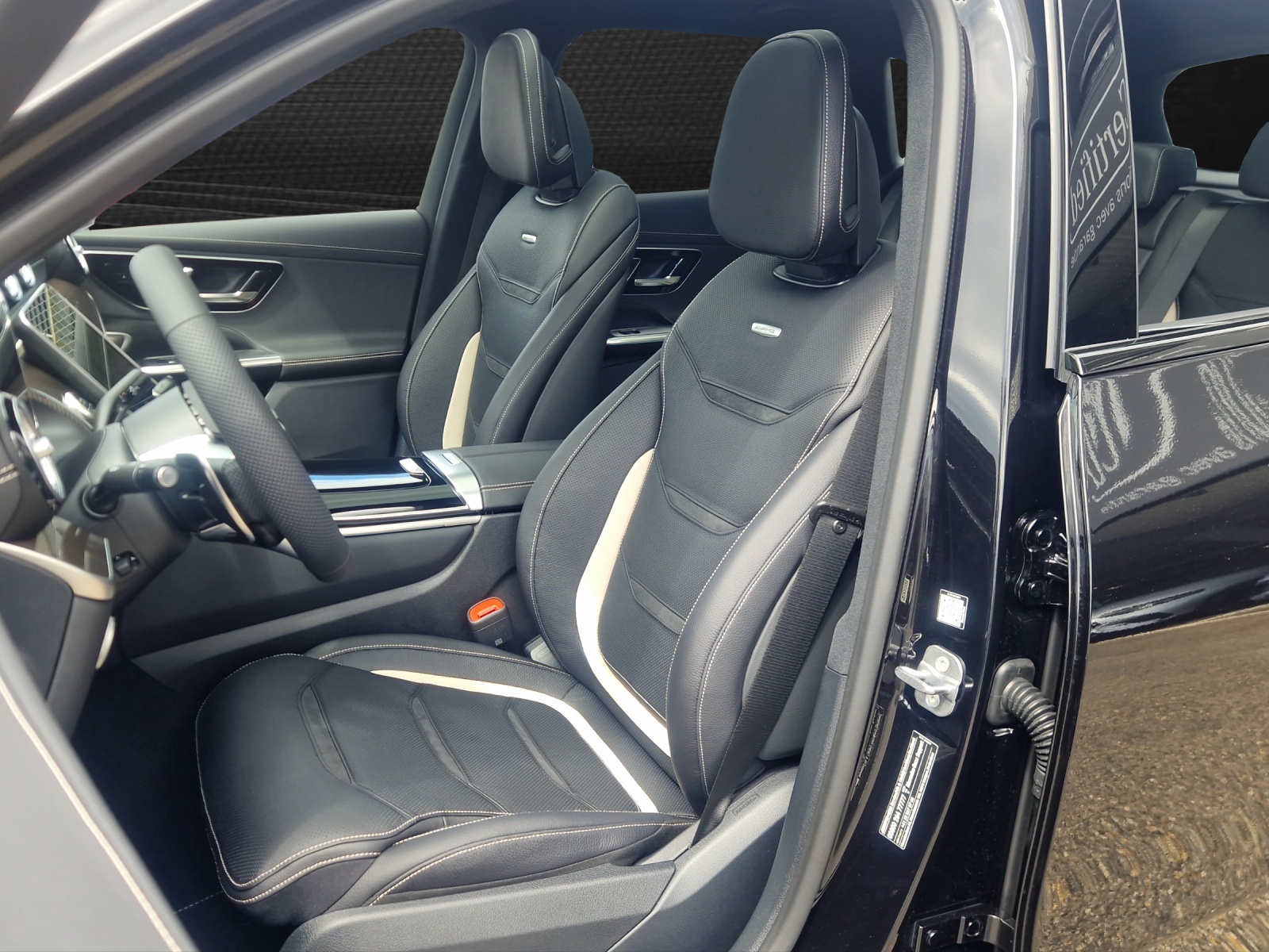 MERCEDES-BENZ GLC 53 AMG 4Matic+ 9G-Tronic-image-9