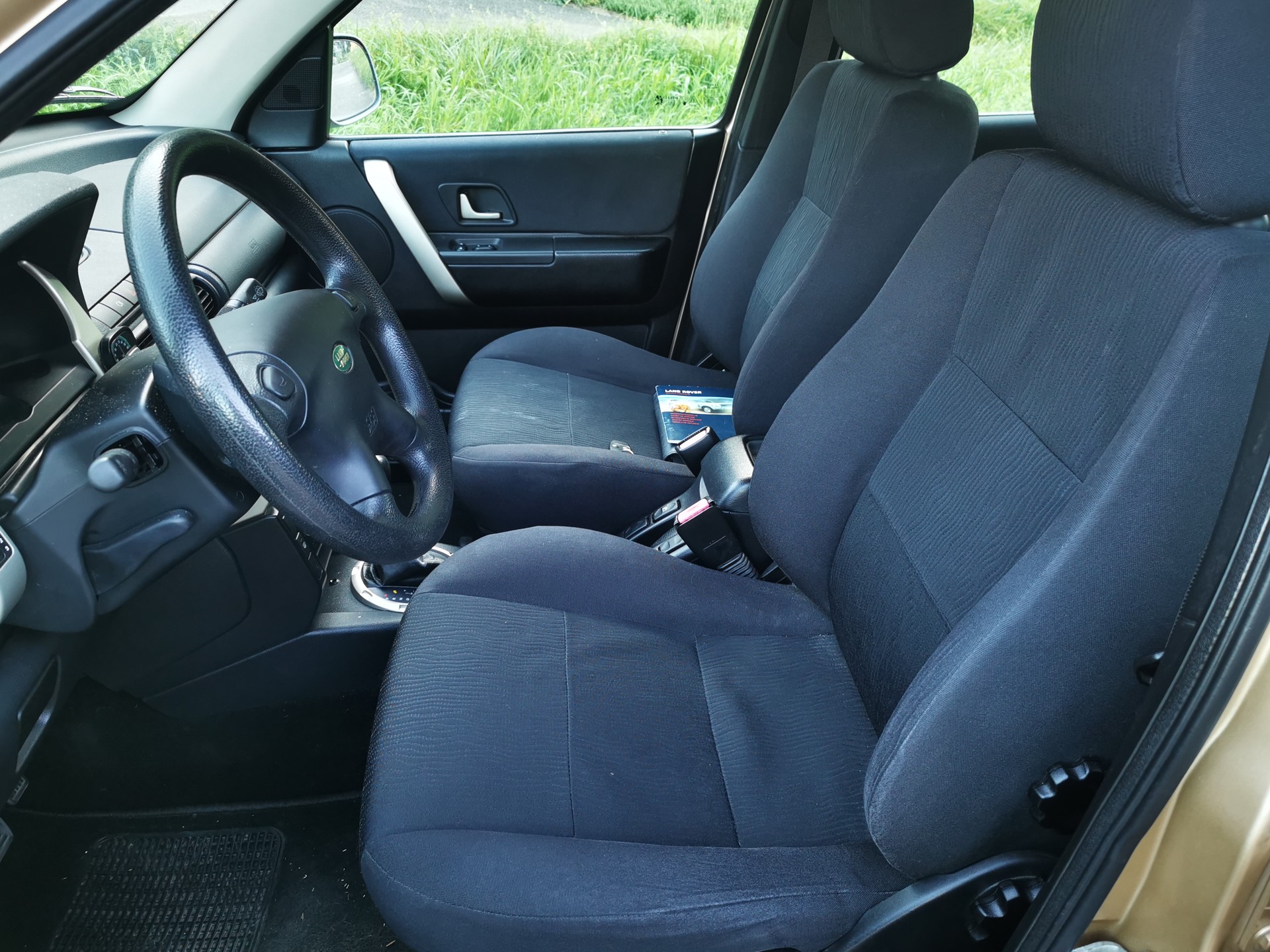 LAND ROVER Freelander 2.0 Td4 S Wagon-image-7