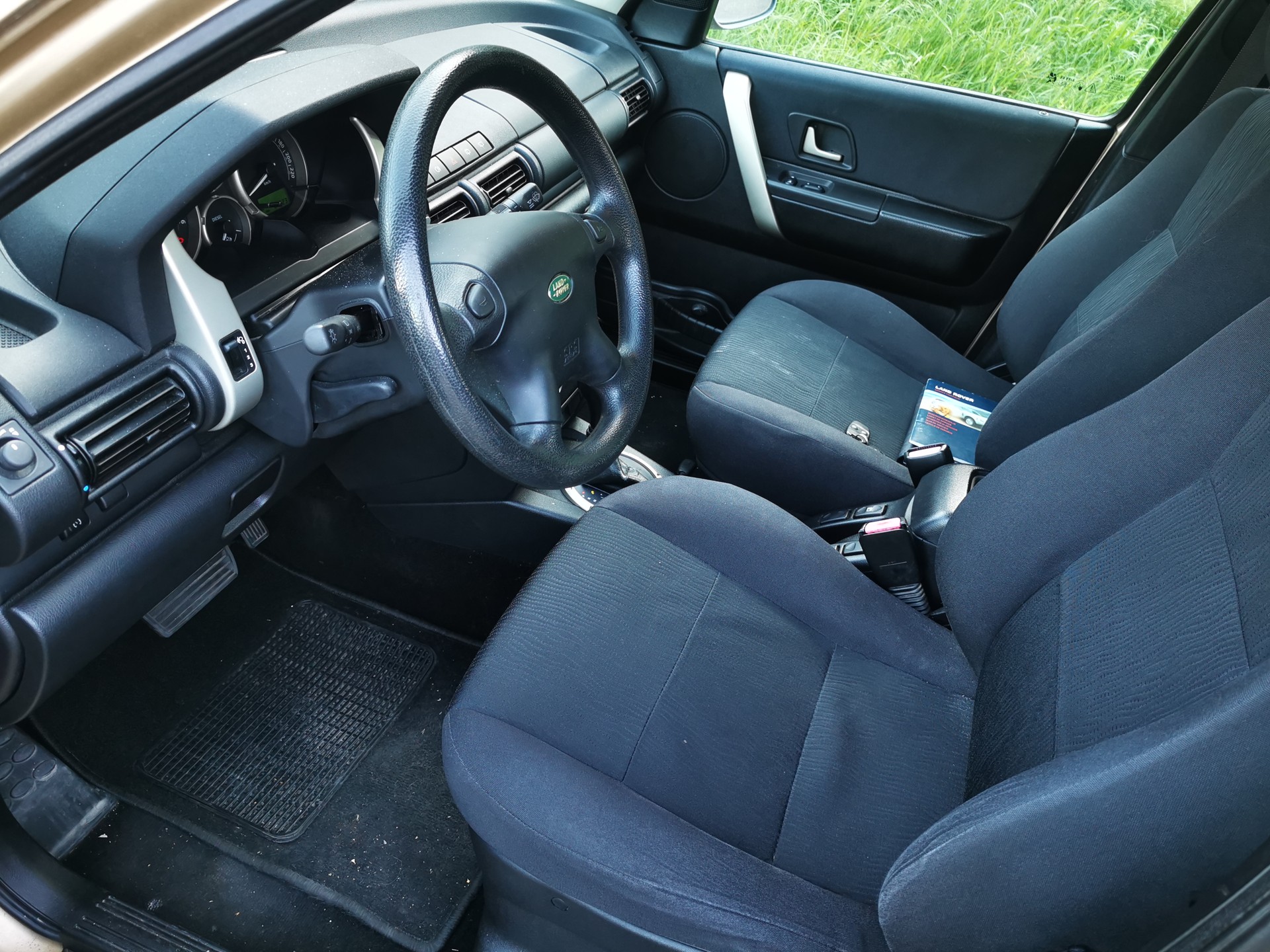LAND ROVER Freelander 2.0 Td4 S Wagon-image-8