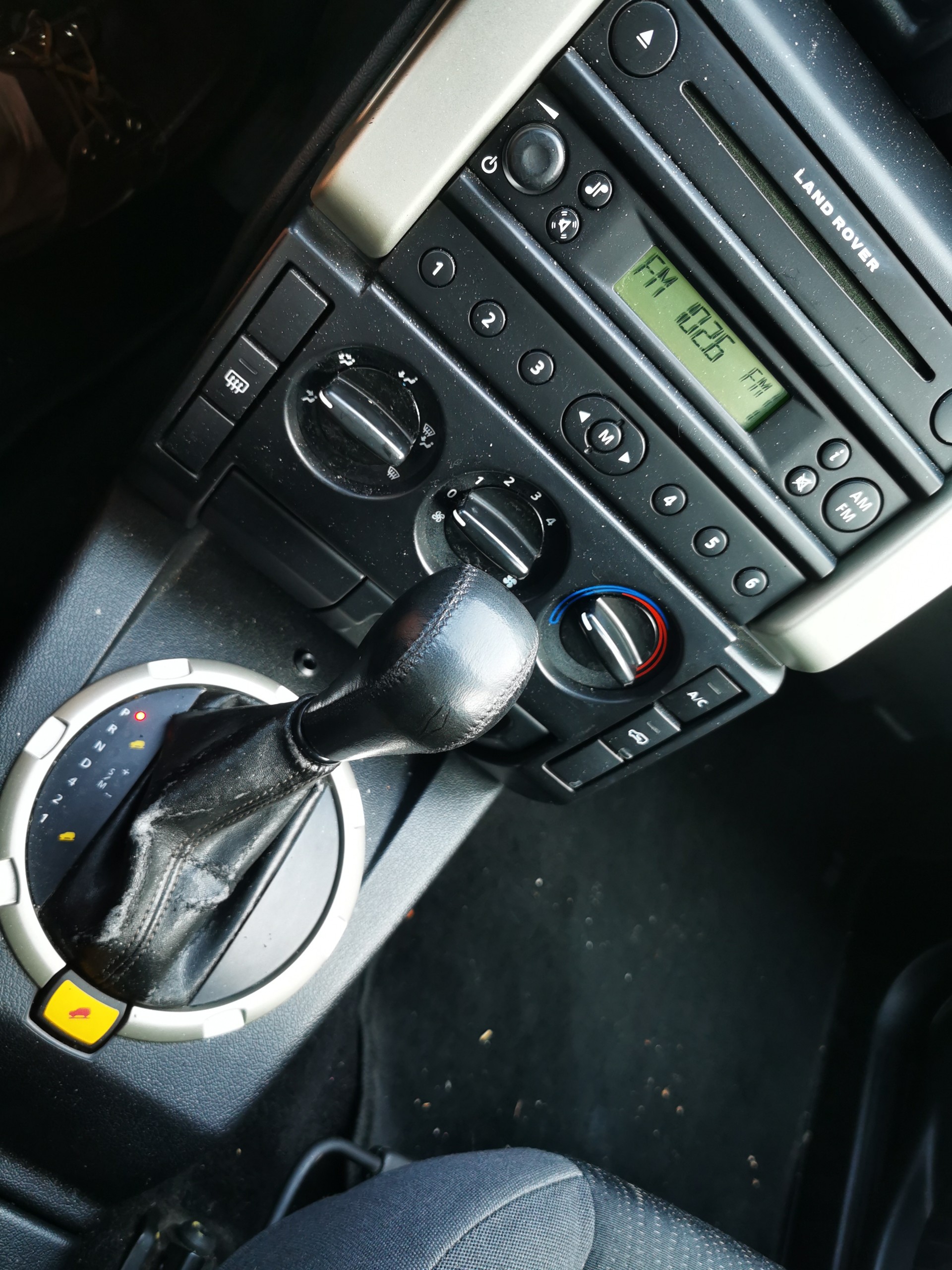 LAND ROVER Freelander 2.0 Td4 S Wagon-image-12