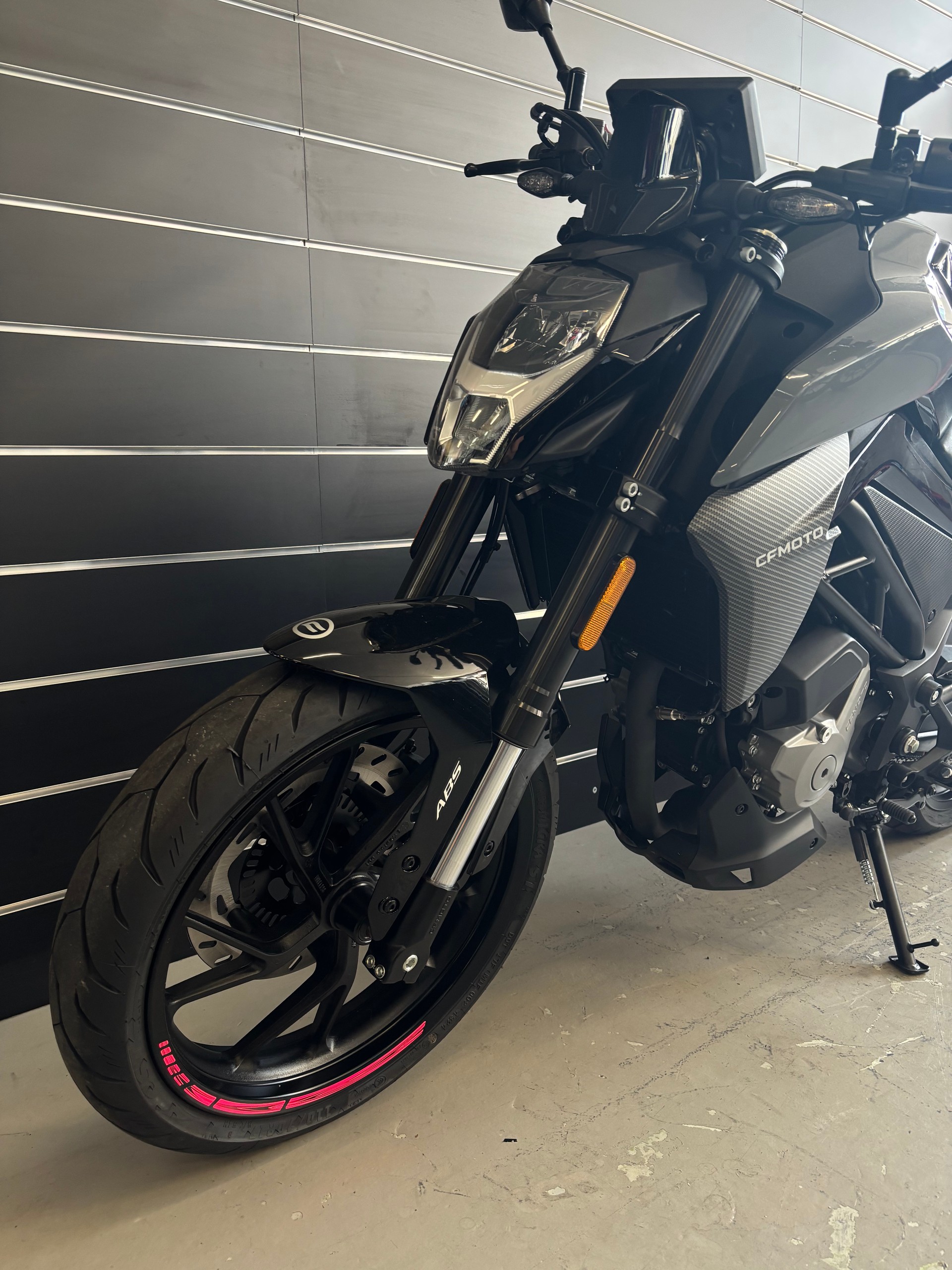 CF MOTO 300NK-image-4