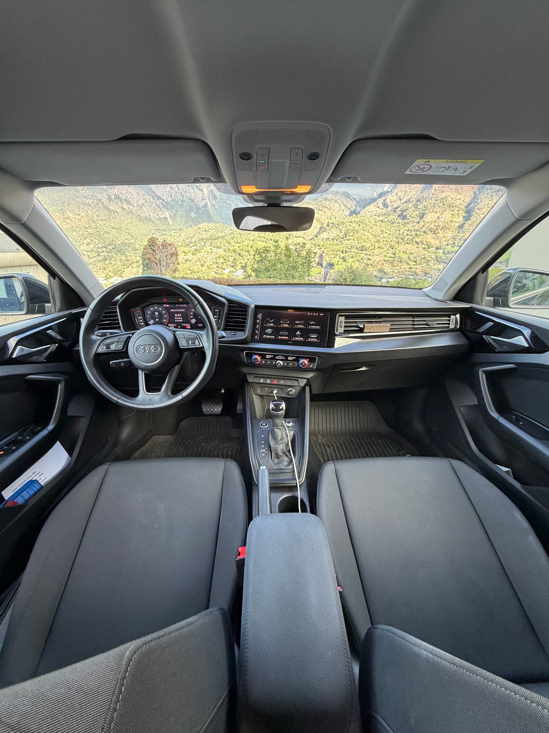 AUDI 1.0 30 TFSI Attraction S-Tronic-image-5
