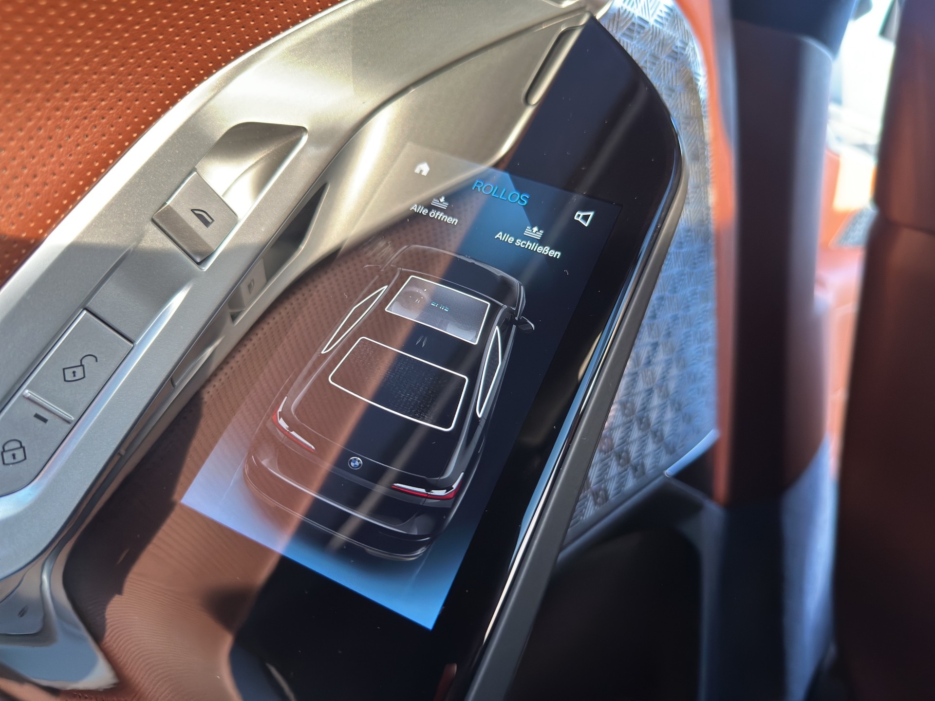 BMW M760e xDrive Steptronic-image-39