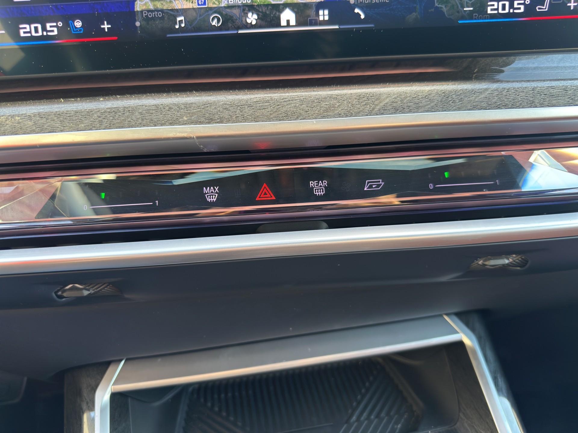 BMW M760e xDrive Steptronic-image-62