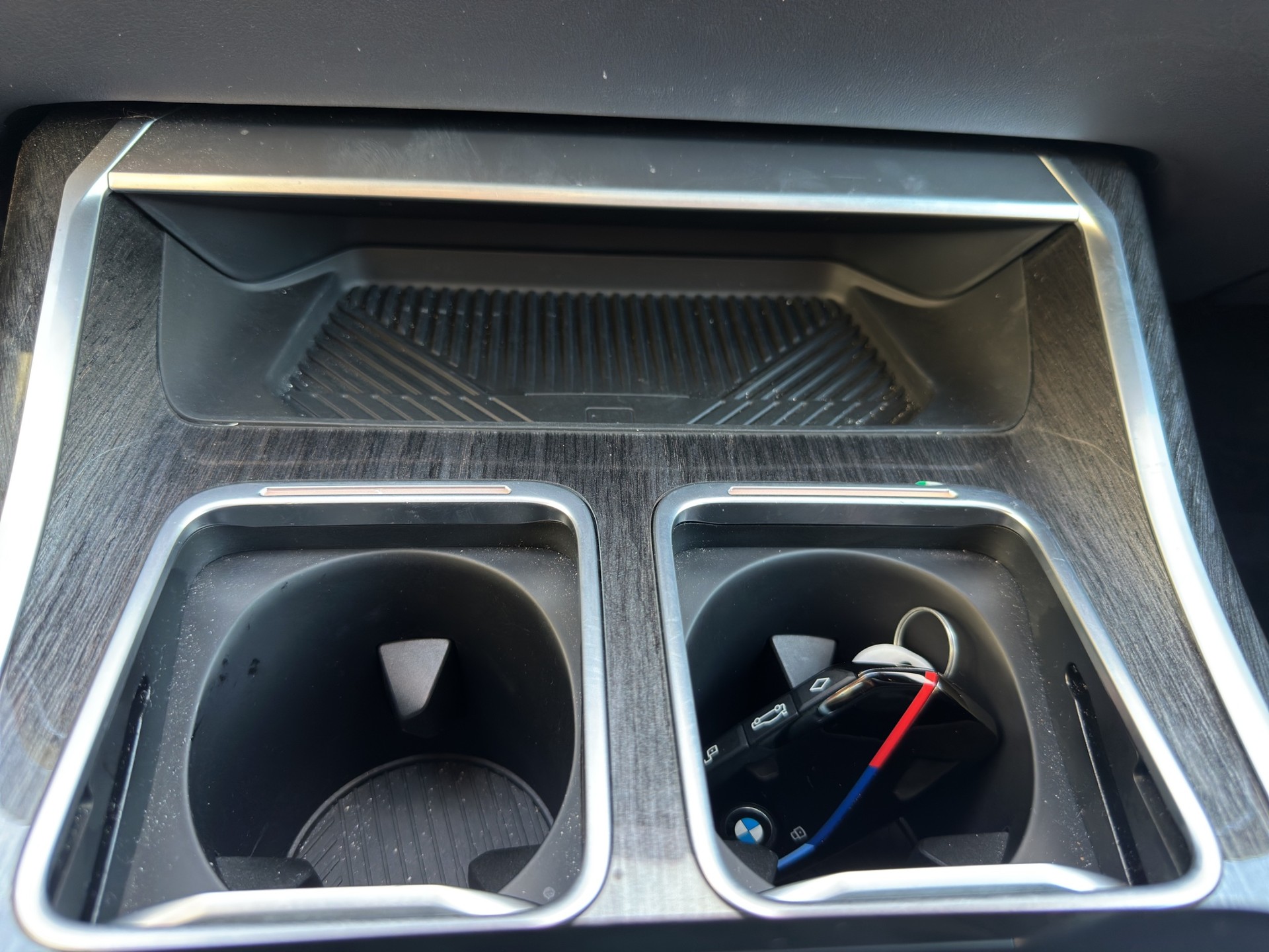 BMW M760e xDrive Steptronic-image-54