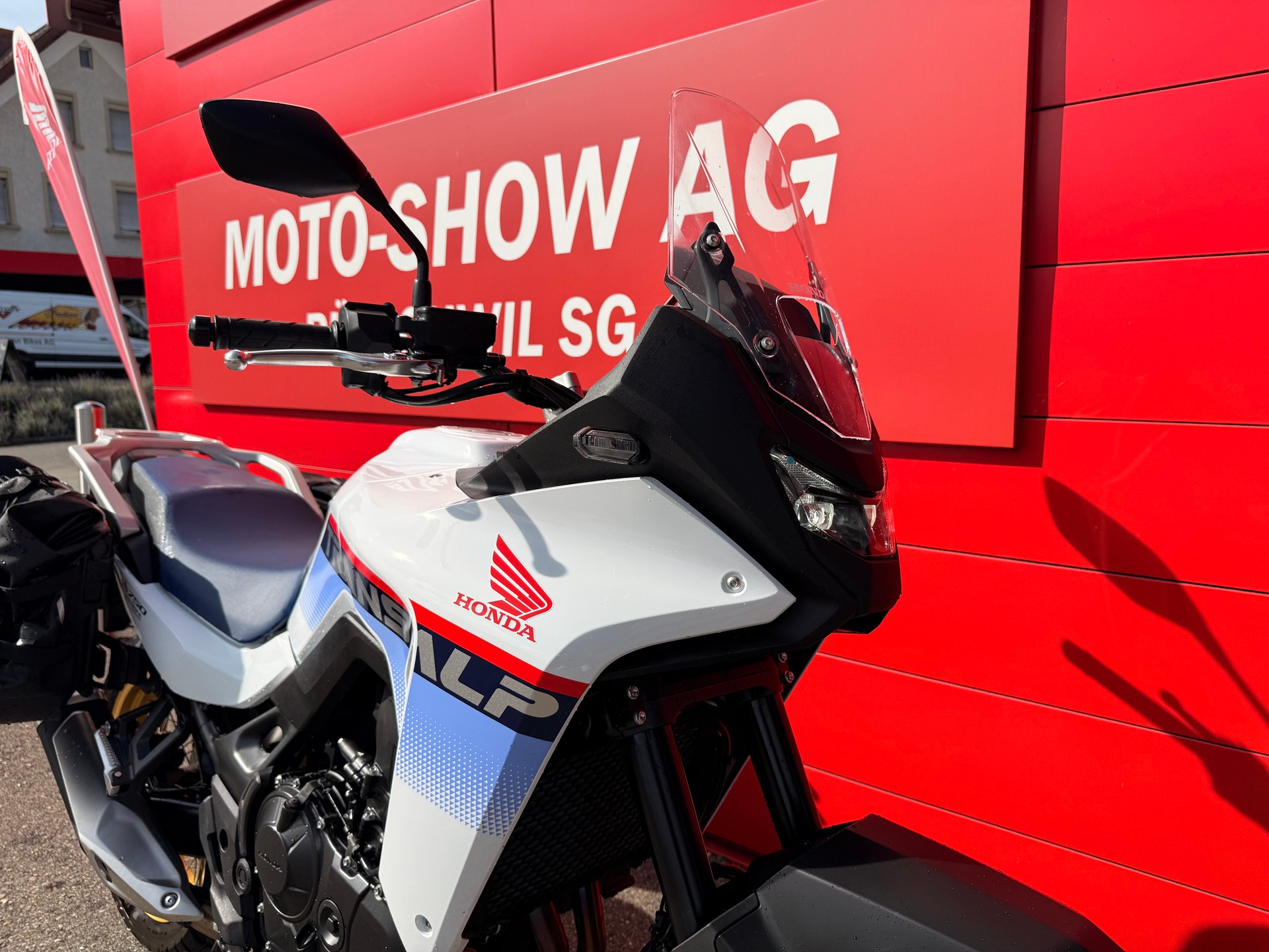 HONDA XL 750 Transalp-showroom-element-2