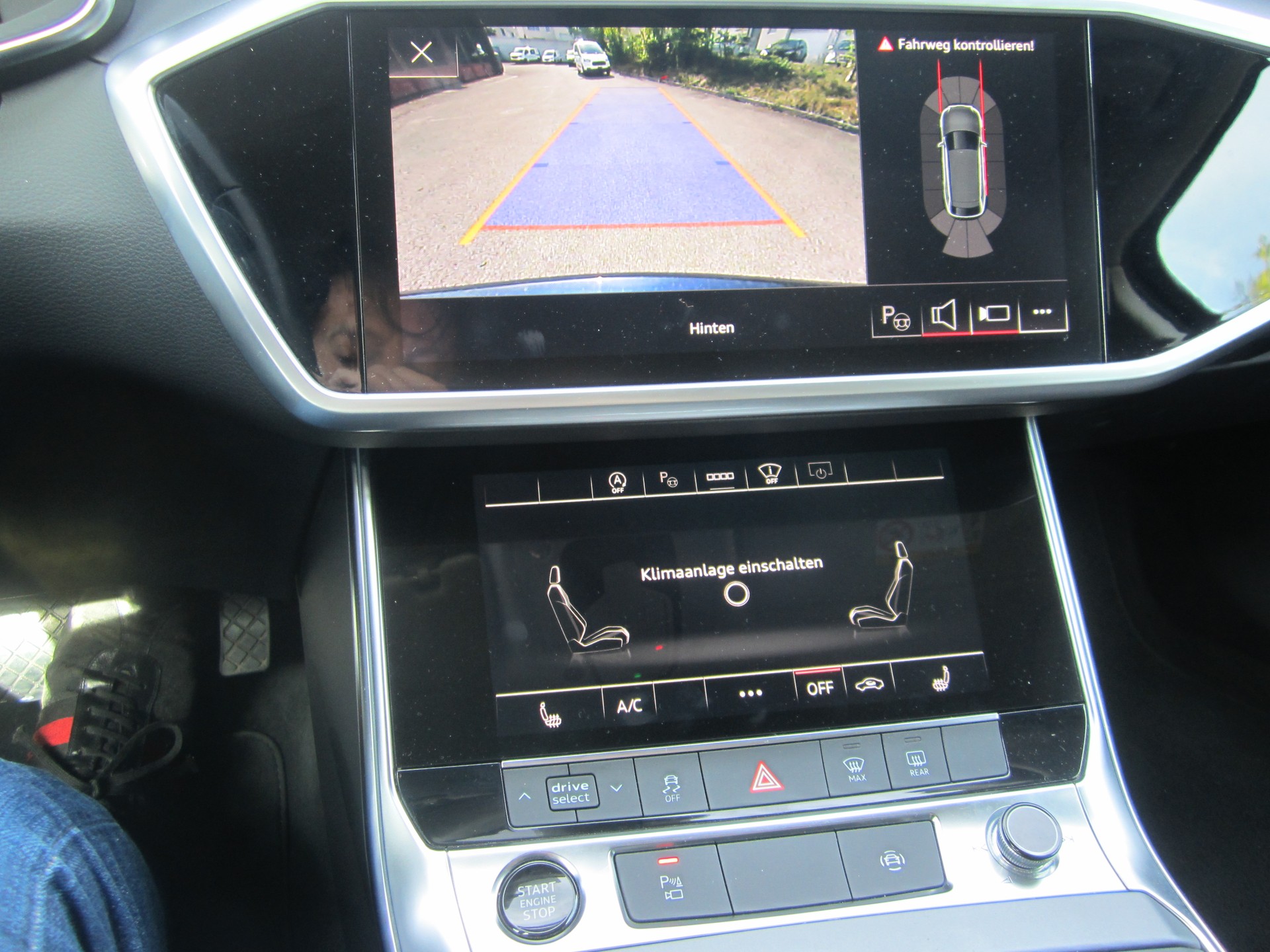 AUDI A6 Avant 40 TDI Attraction quattro S-tronic-image-6