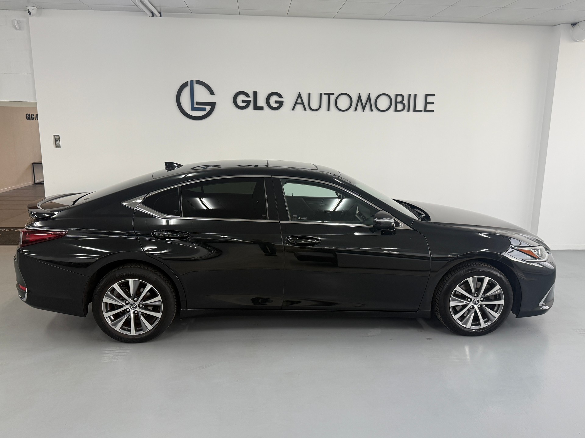 LEXUS ES 300h Comfort-image-4