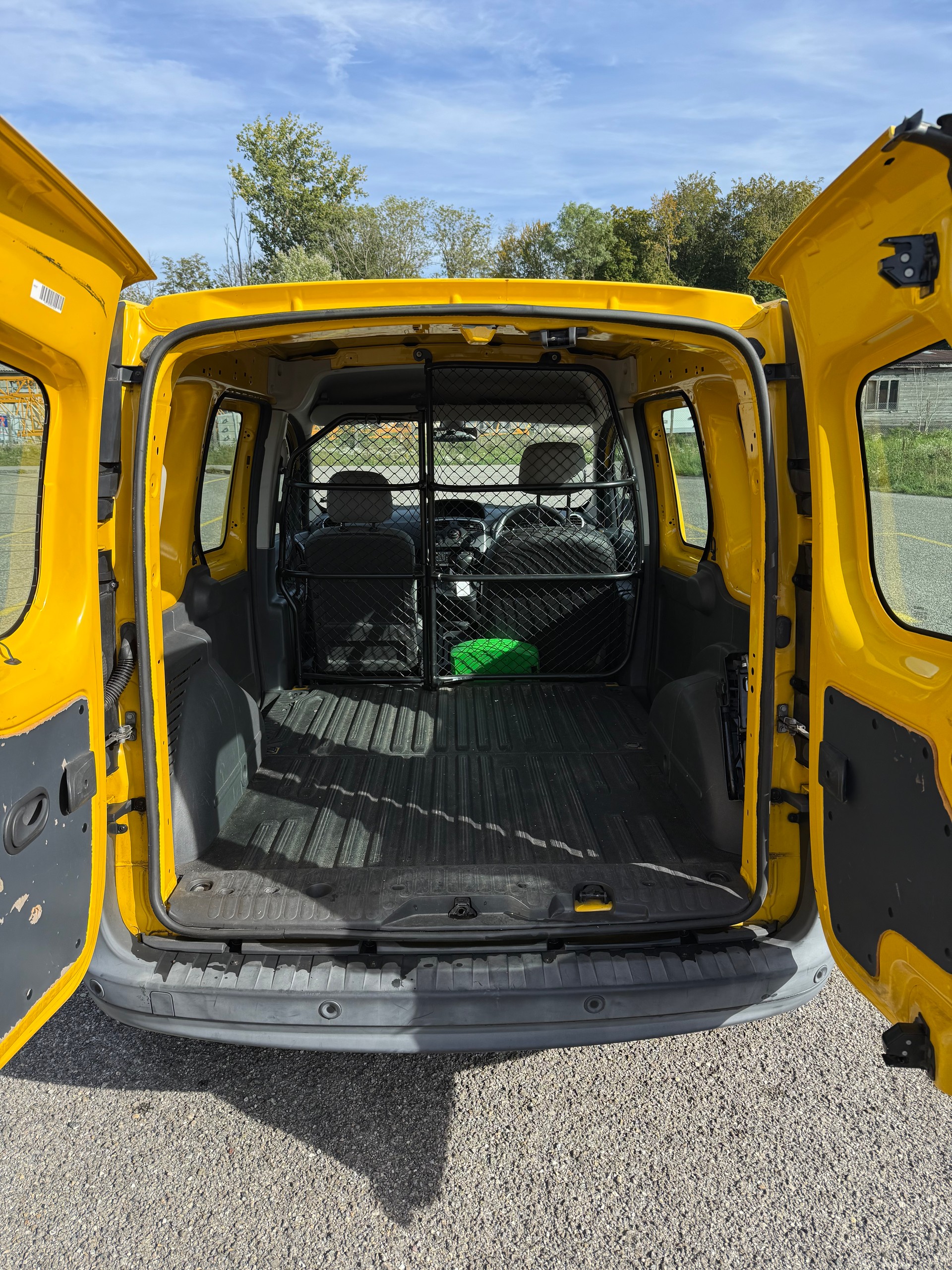 RENAULT Kangoo Medium TCe 115 Business A-image-5