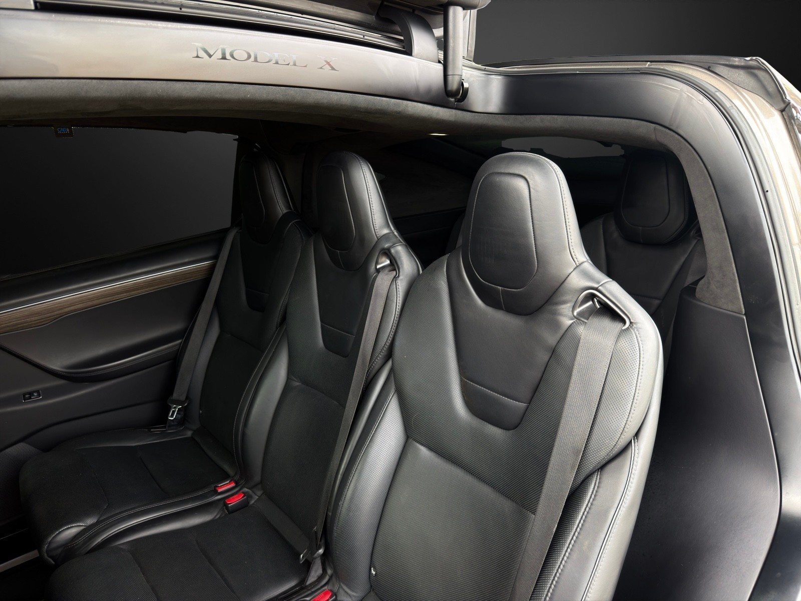 TESLA Model X 90 D 4x4 mit 525 PS * 7-Plätzer *-image-12